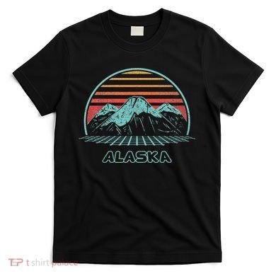Alaska Retro Mountain Hiking 80s Style T-Shirt