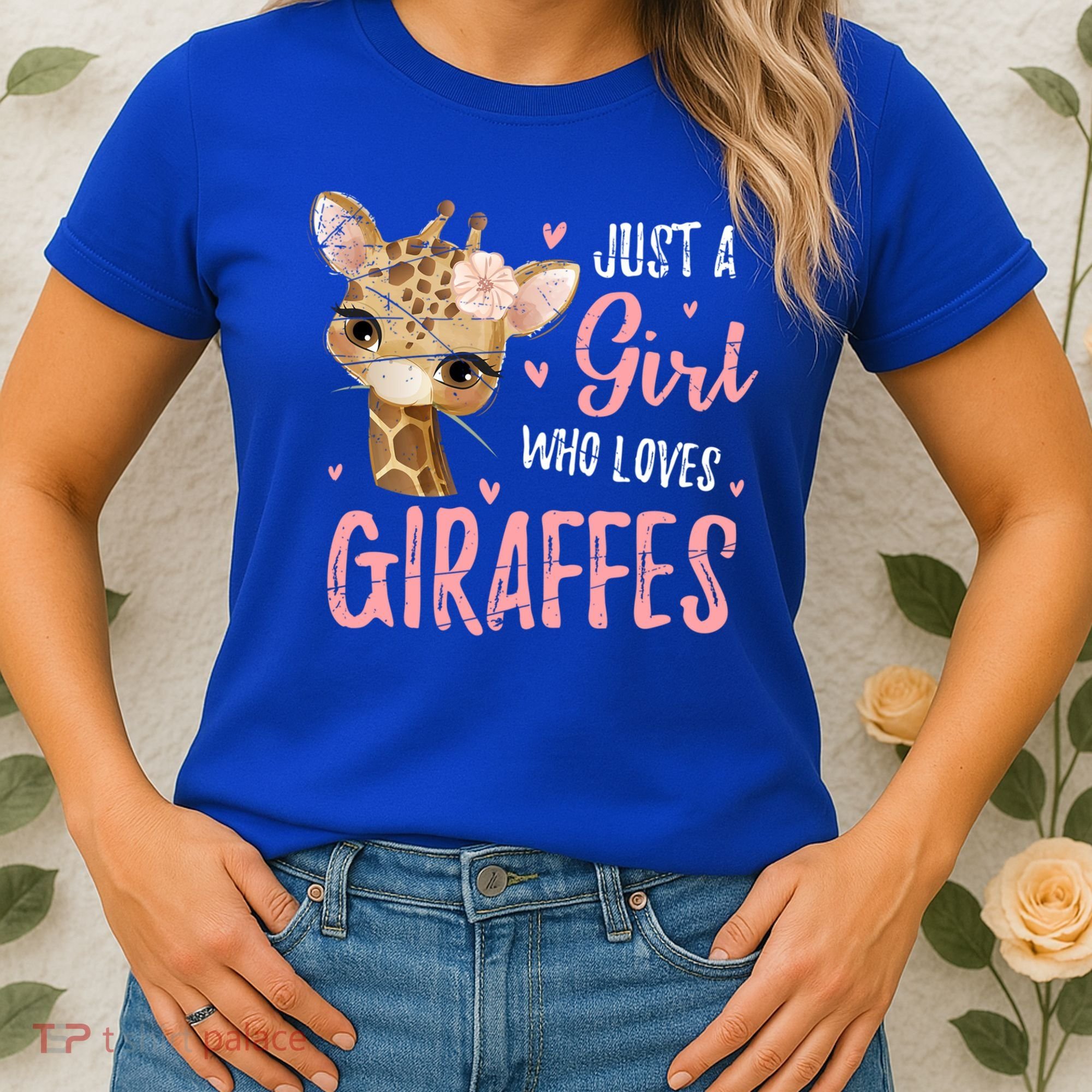 Africa Safari Animal Lover Giraffe Great Graphic Women's T-Shirt