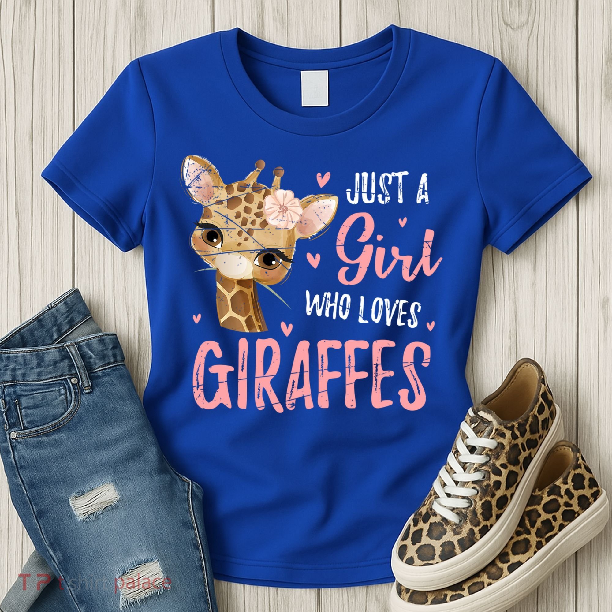Africa Safari Animal Lover Giraffe Great Graphic Women's T-Shirt