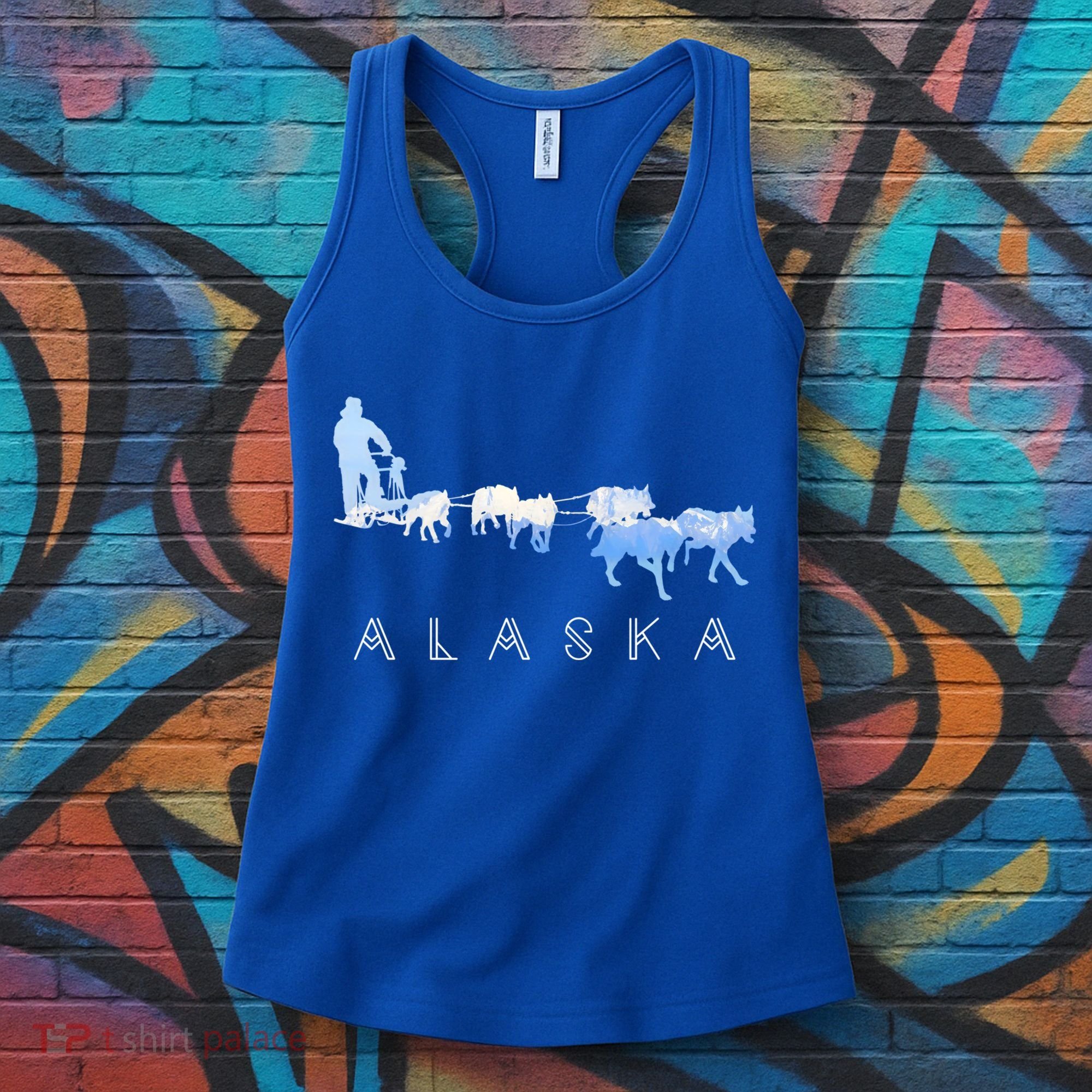 Alaska Sled Dogs Mushing Gift Sled Dog Team Snow Mountain Scene Gift Women's Tank Top