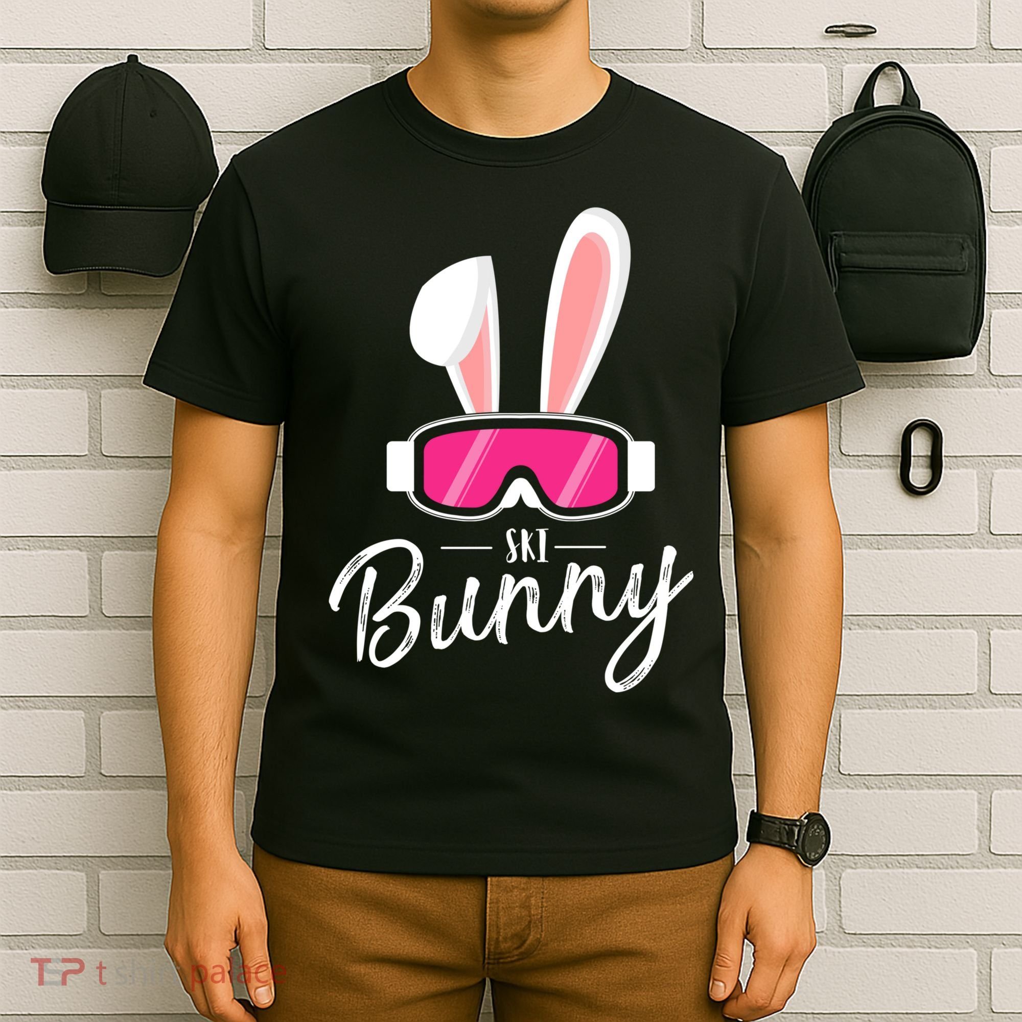 Apres Ski Funny Women Party Outfit Ski Bunny For Wintersport T-Shirt