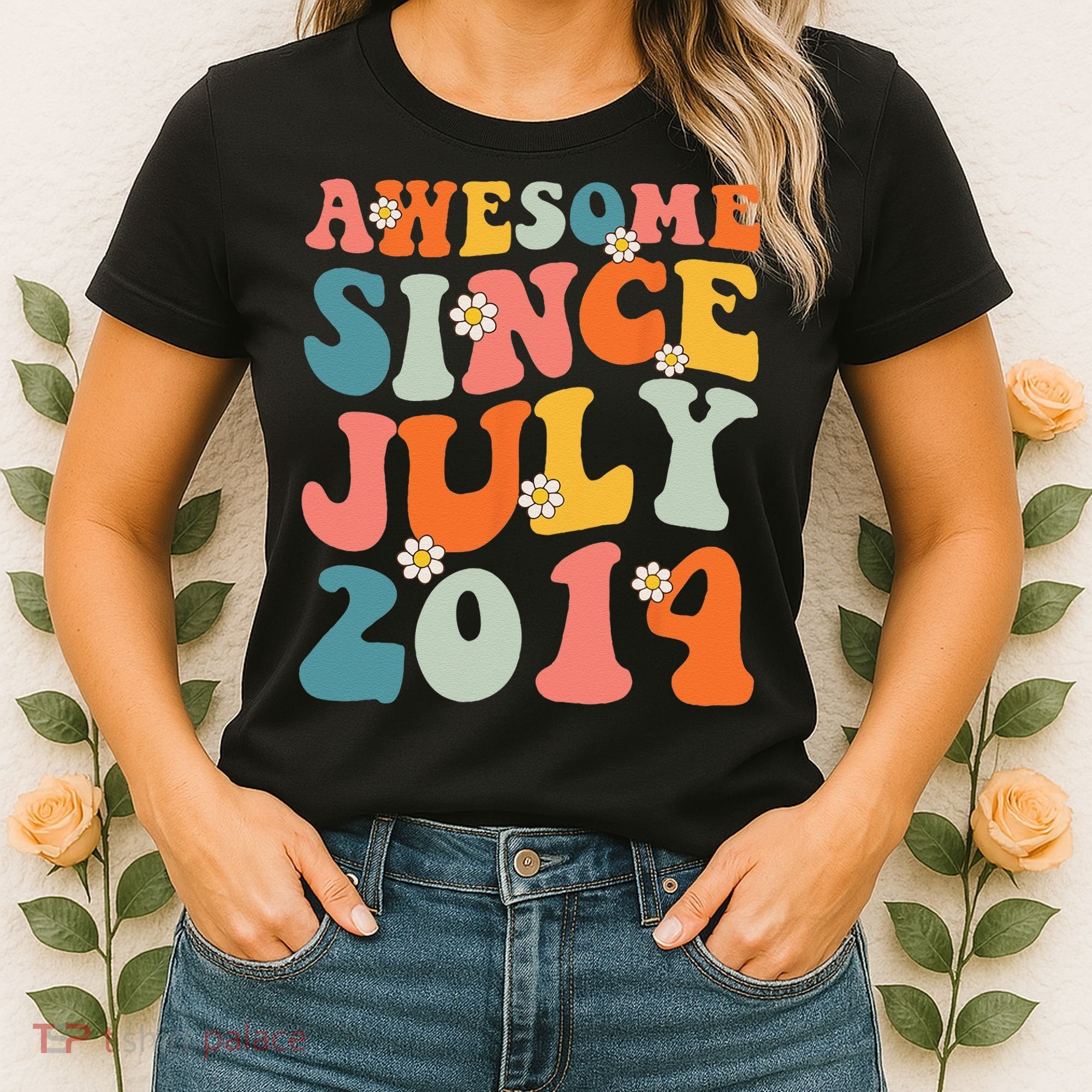 Awesome Since July 2014 Hippie Retro Groovy Birthday Women's T-Shirt