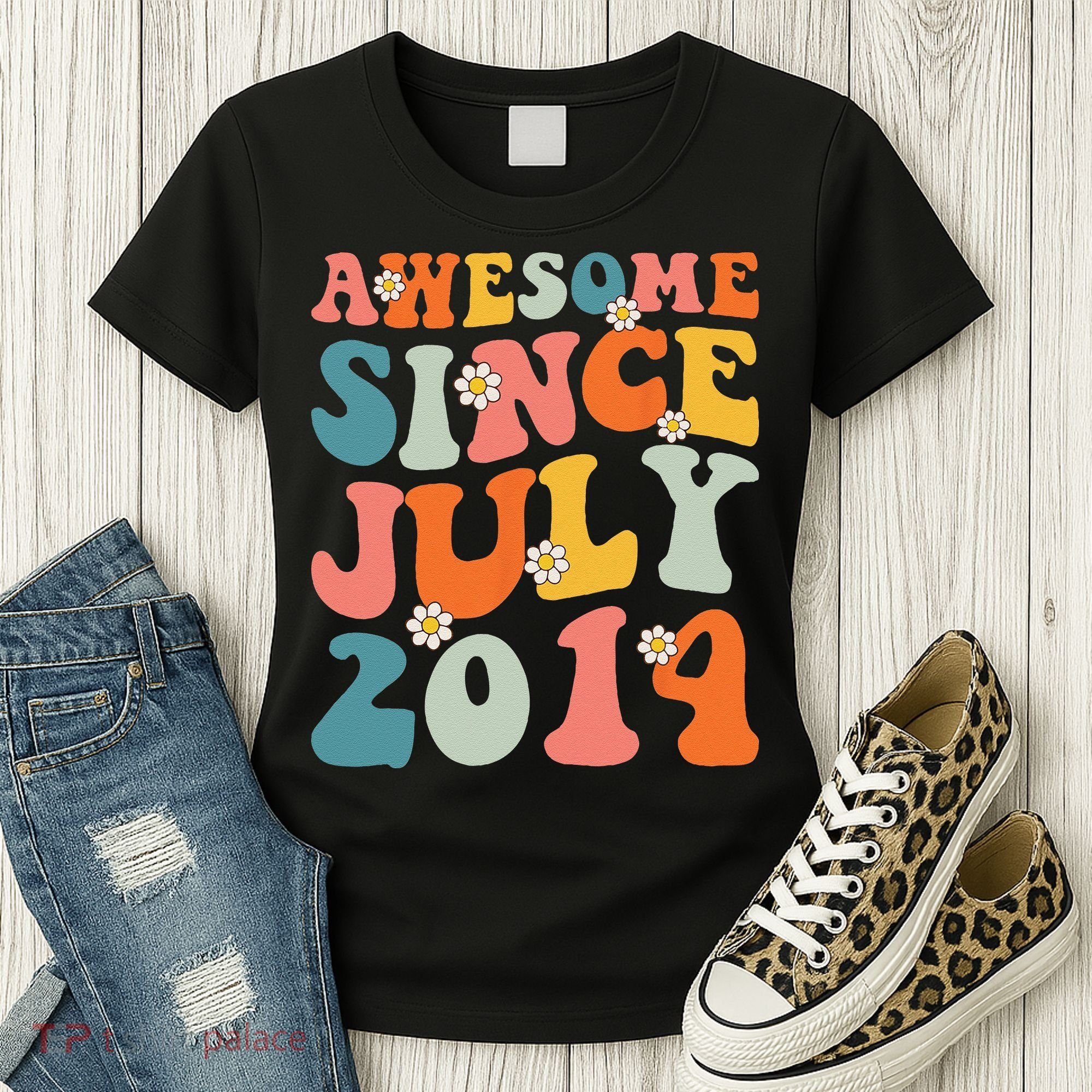 Awesome Since July 2014 Hippie Retro Groovy Birthday Women's T-Shirt