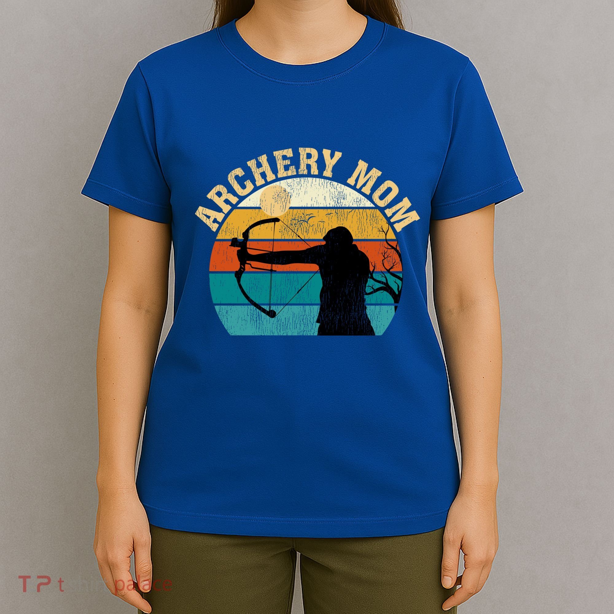 Archery Sports Lover Vintage Archery Mom Mother's Day Gift T-Shirt