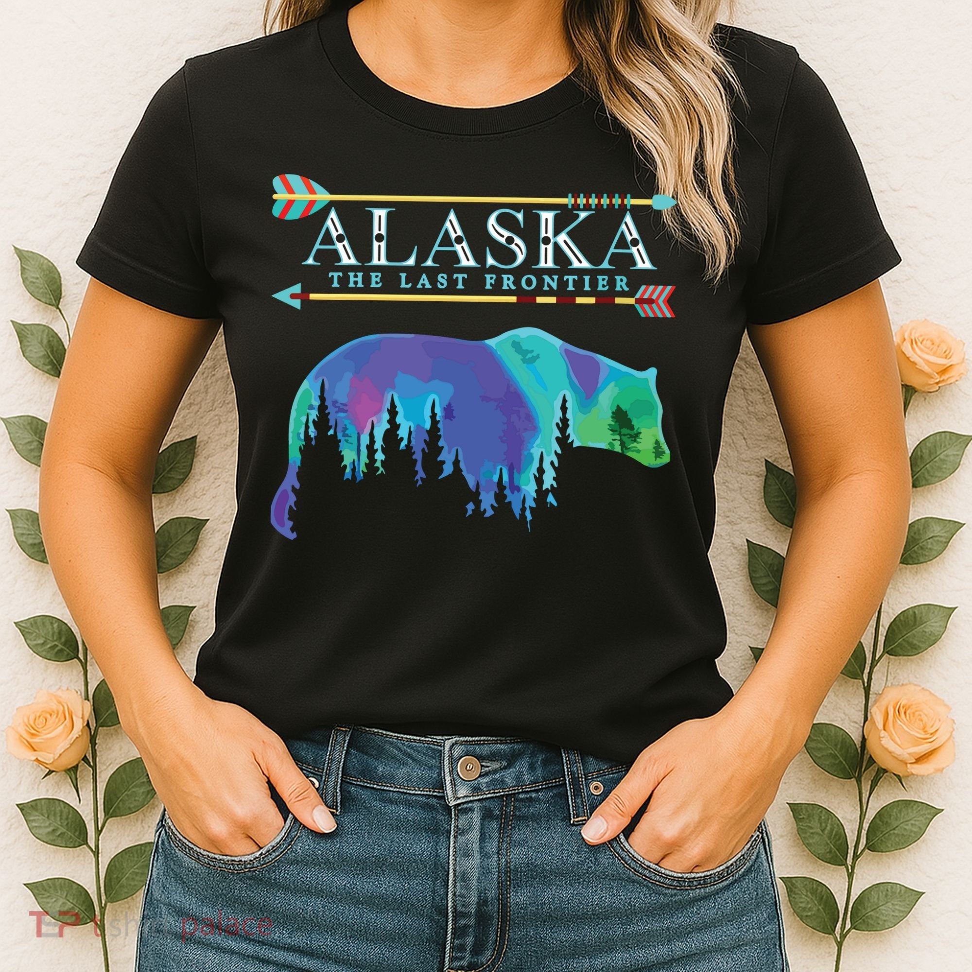Alaska State Pride Alaska Northern Lights Alaskan Bear Women's T-Shirt