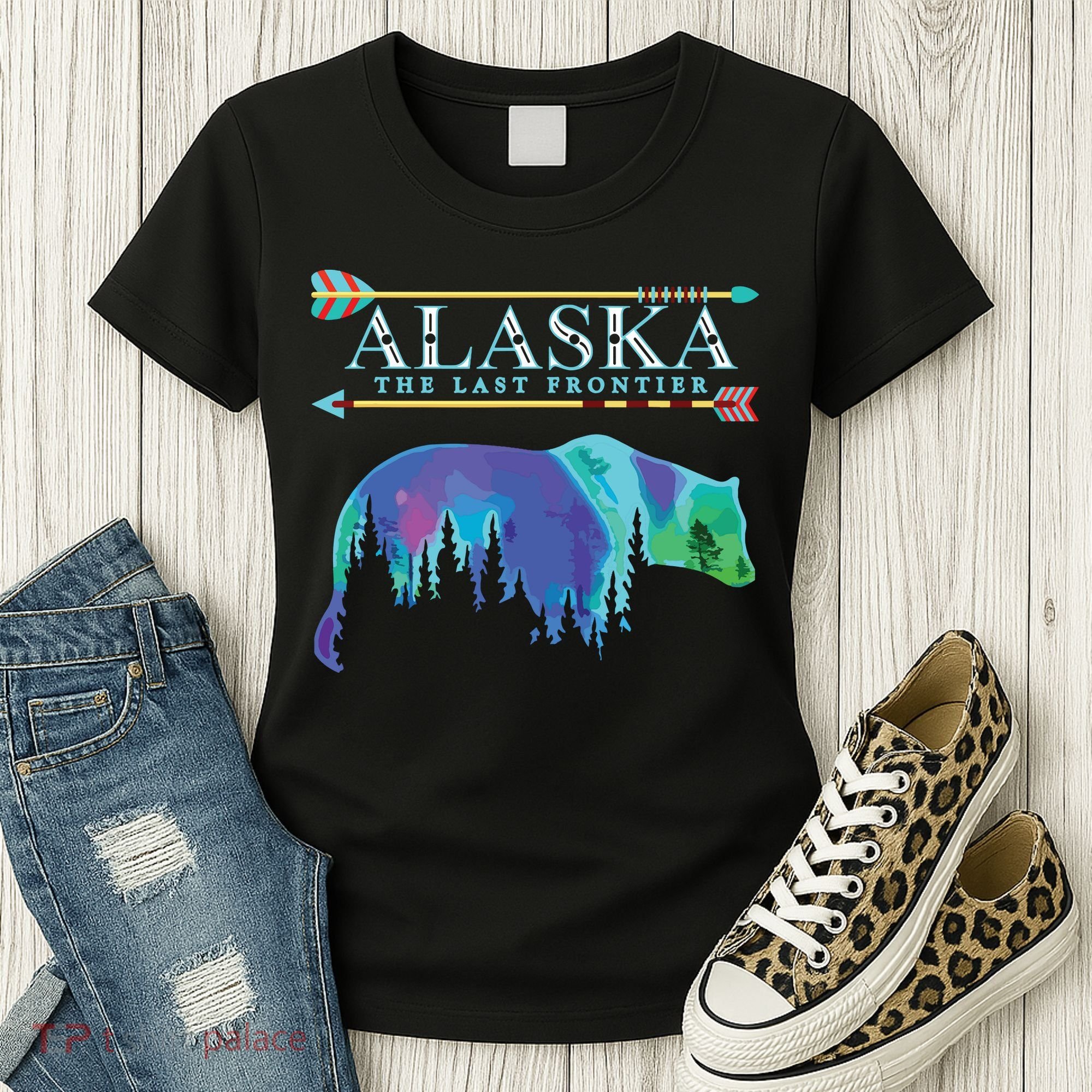Alaska State Pride Alaska Northern Lights Alaskan Bear Women's T-Shirt