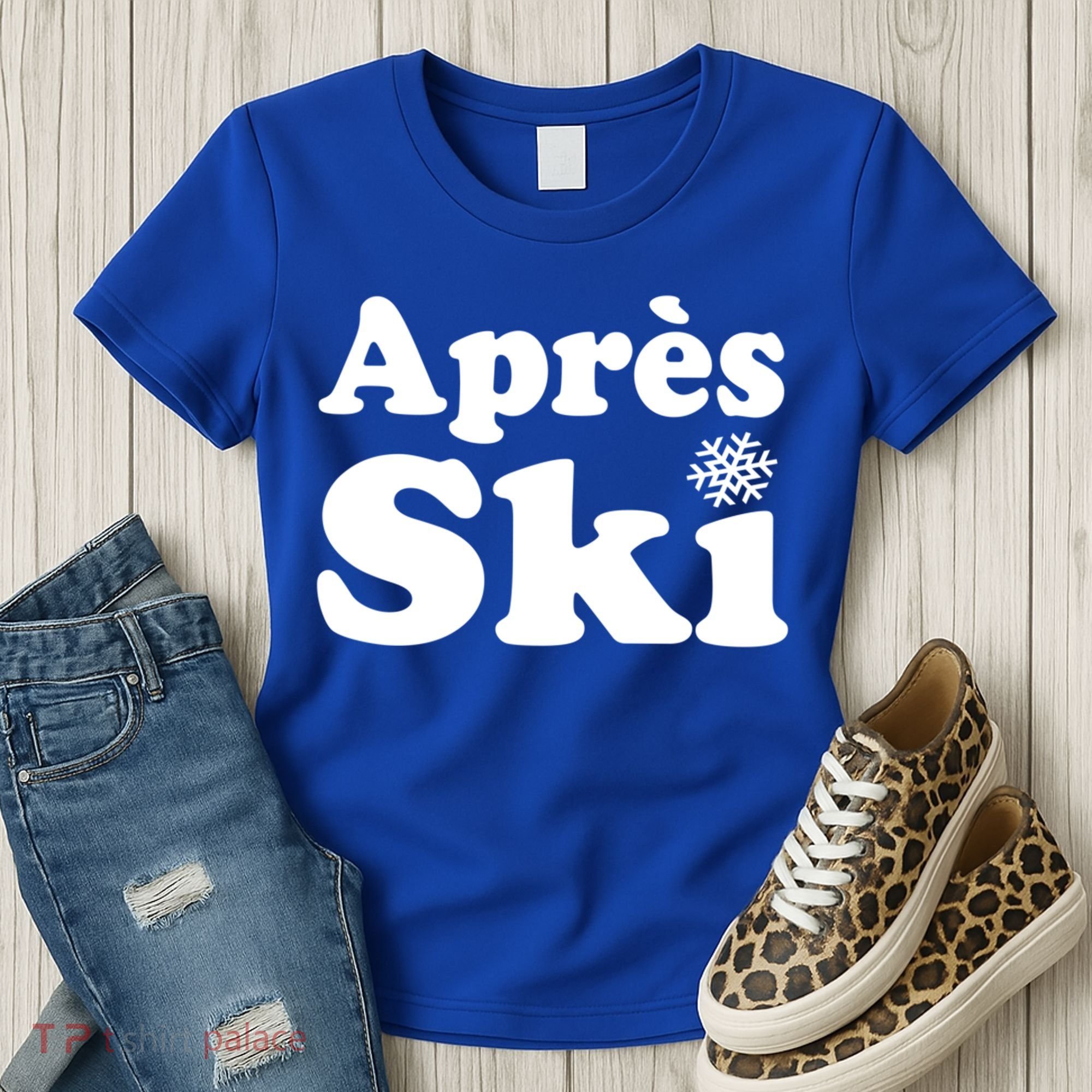 Apres Ski Retro Style Snowflake Gift Women's T-Shirt