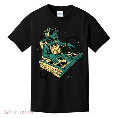 Astronaut Djing Space Kids T-Shirt