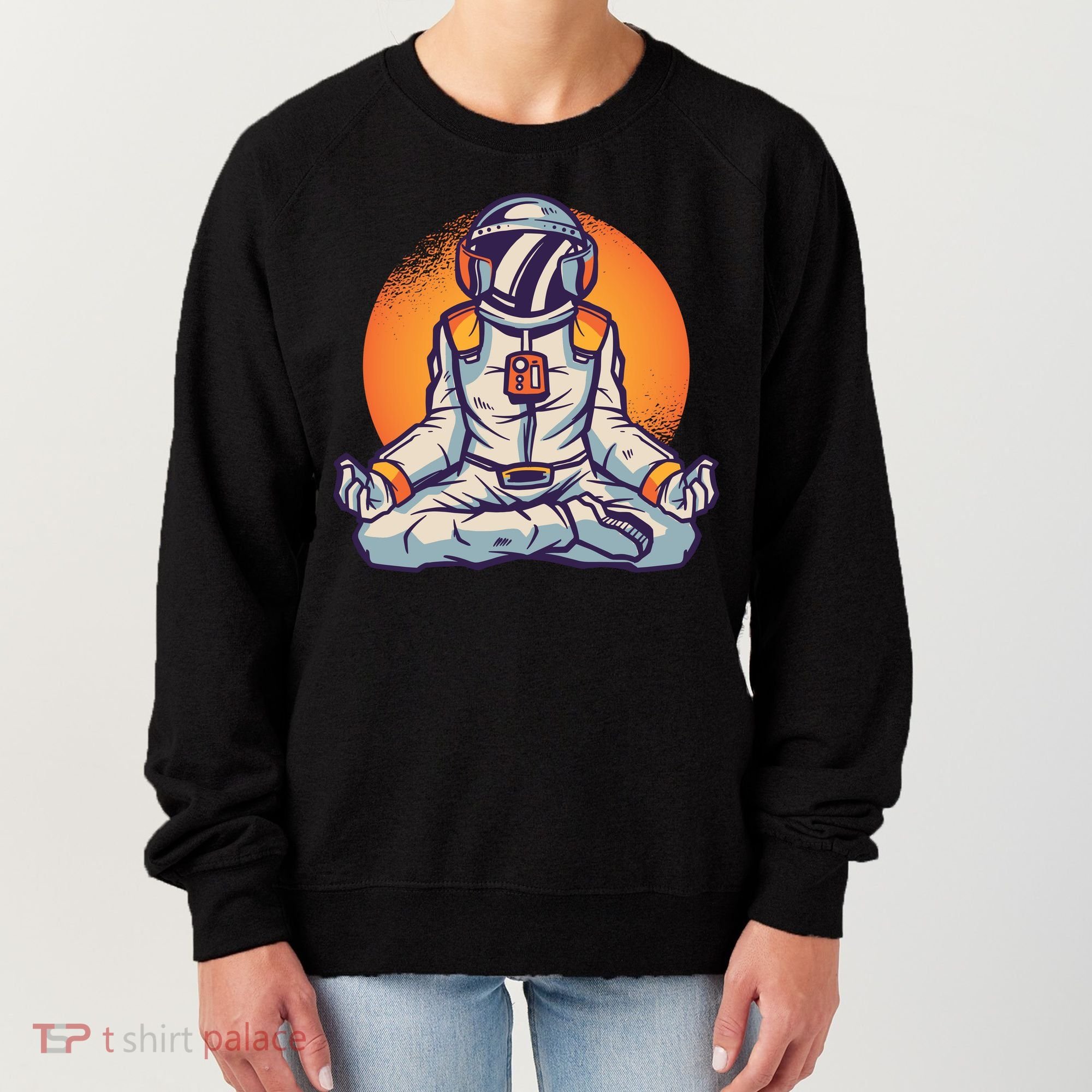 Astronaut Meditating Women's Sweatshirt