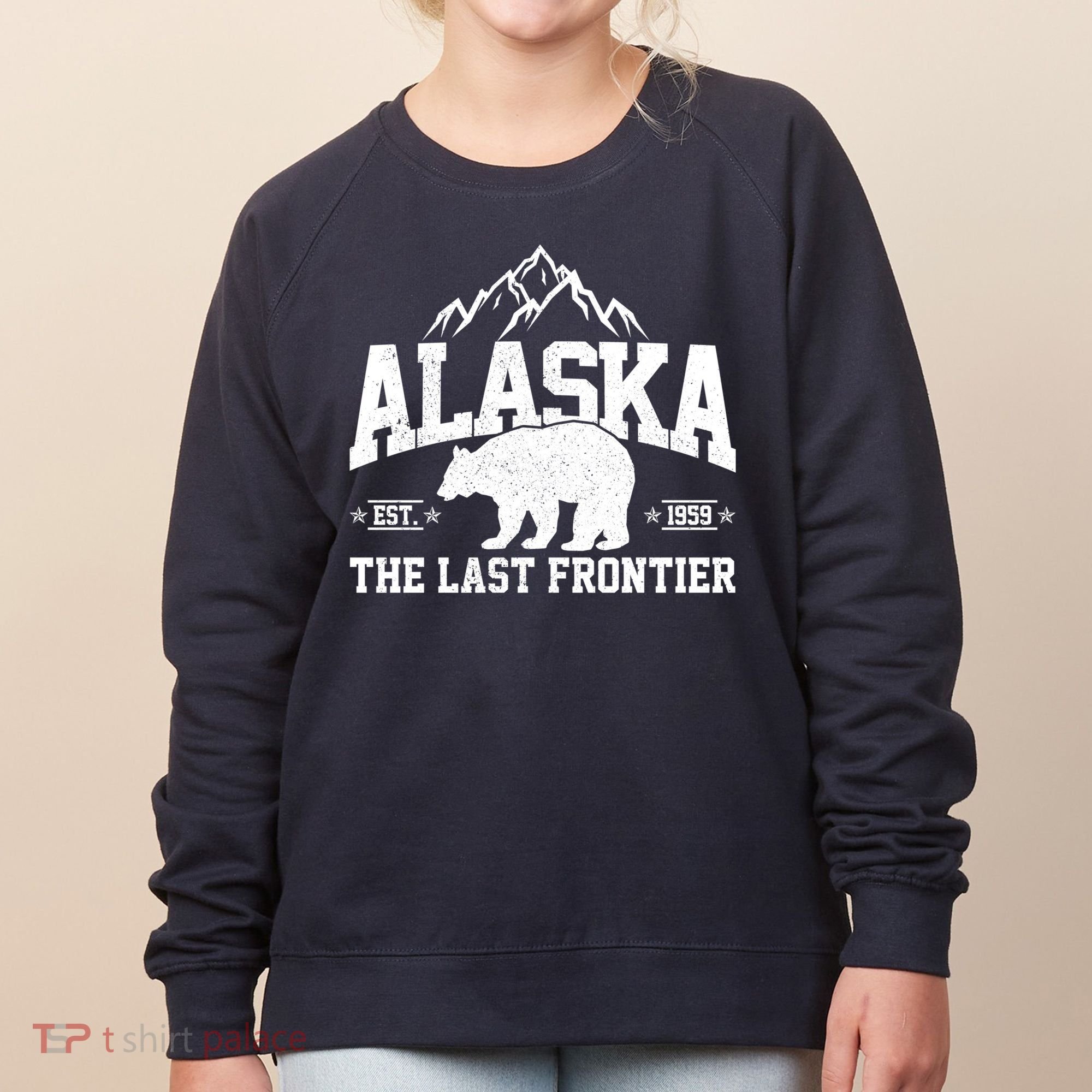 Alaska The Last Frontier EST 1959 Grizzly Bear Mountains Women's Sweatshirt