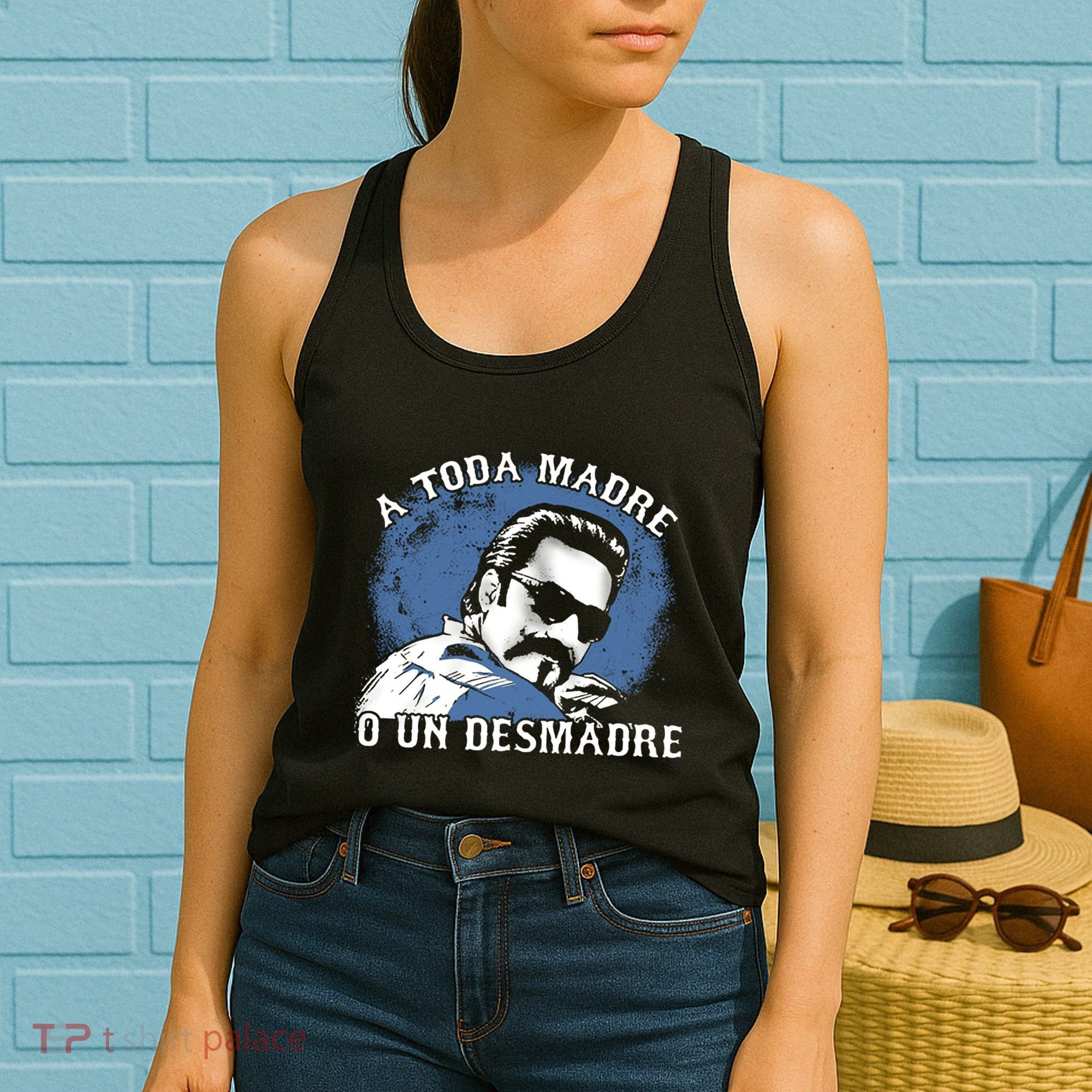 A Toda Madre O Un Desmadre Women's Tank Top