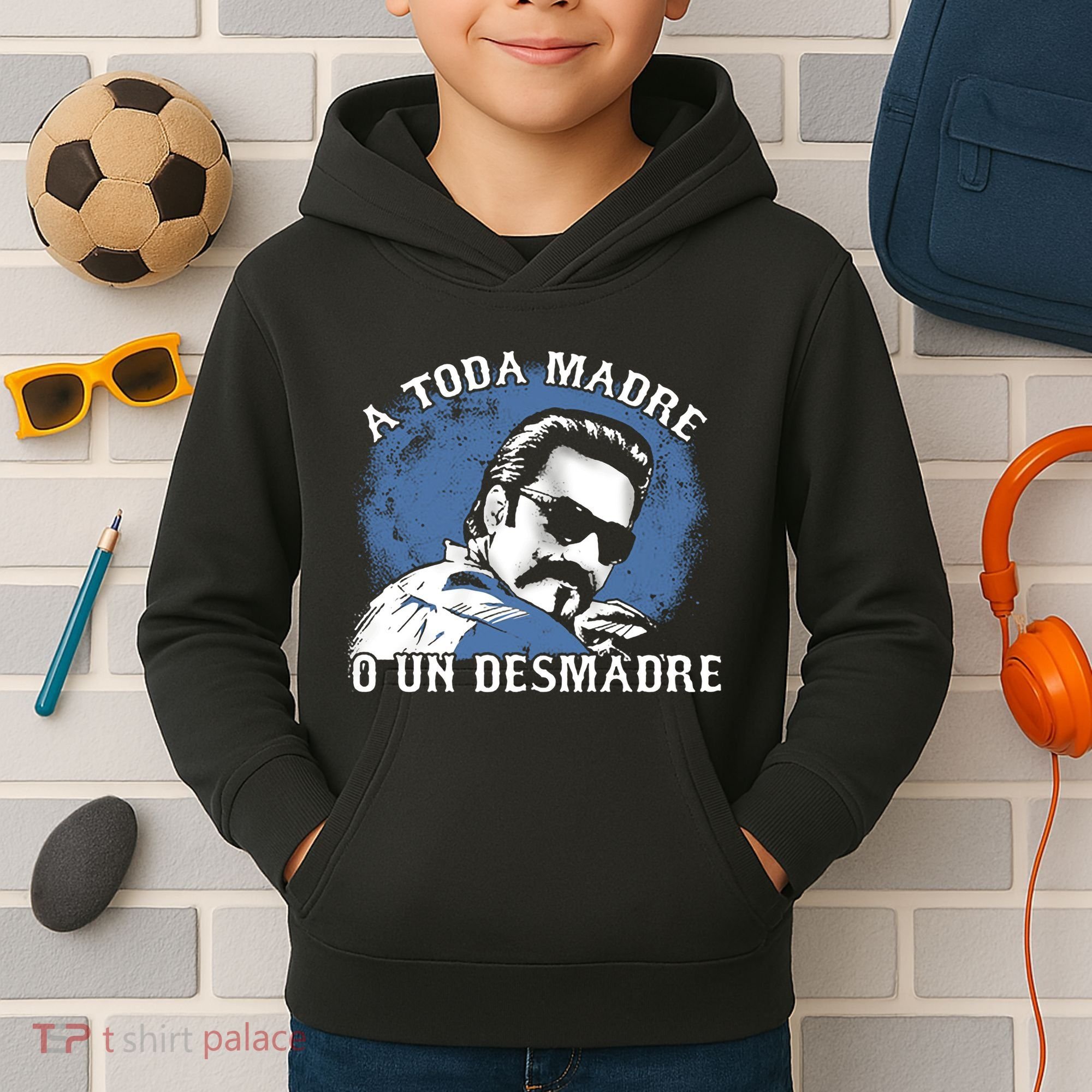 A Toda Madre O Un Desmadre Kids Hoodie