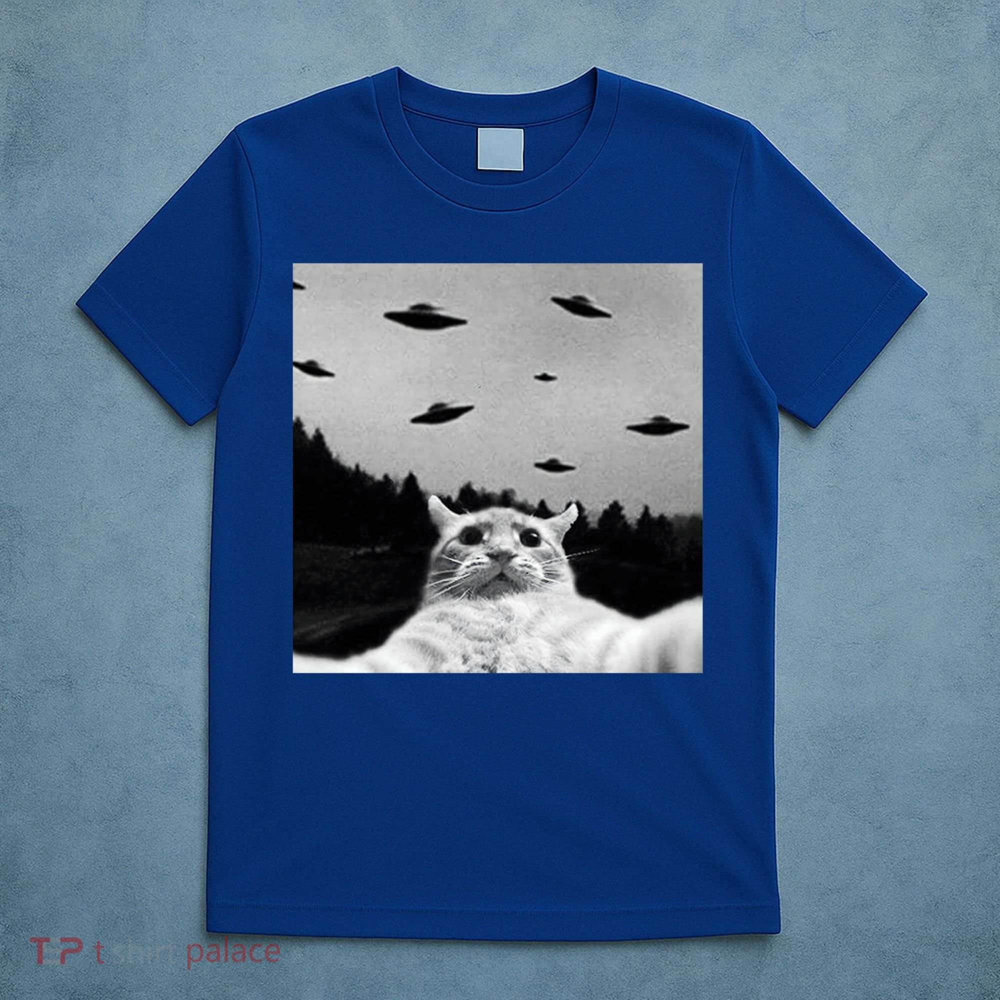 Alien UFO Funny Cat Selfie T-Shirt