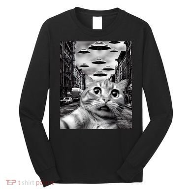 Alien UFO Funny Cat Selfie Long Sleeve Shirt
