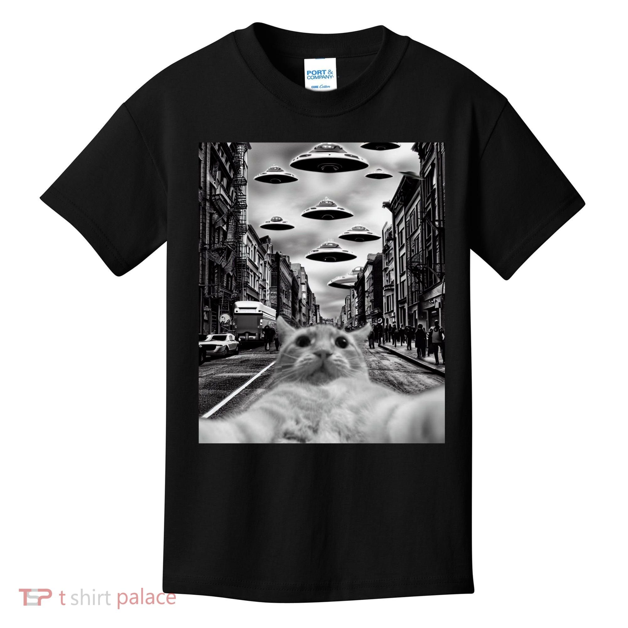 Alien UFO Funny Cat Selfie Kids T-Shirt