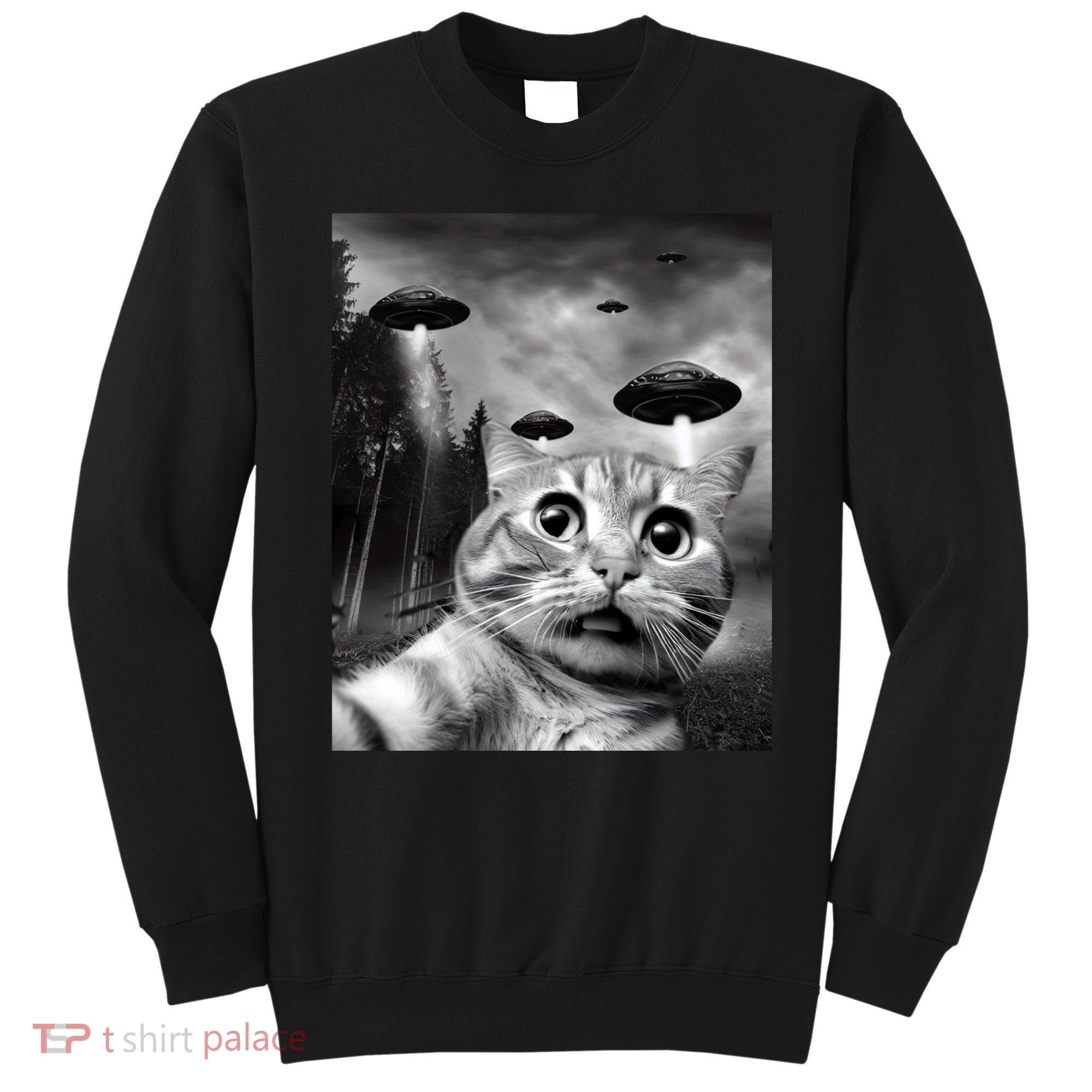 Alien UFO Funny Cat Selfie Sweatshirt