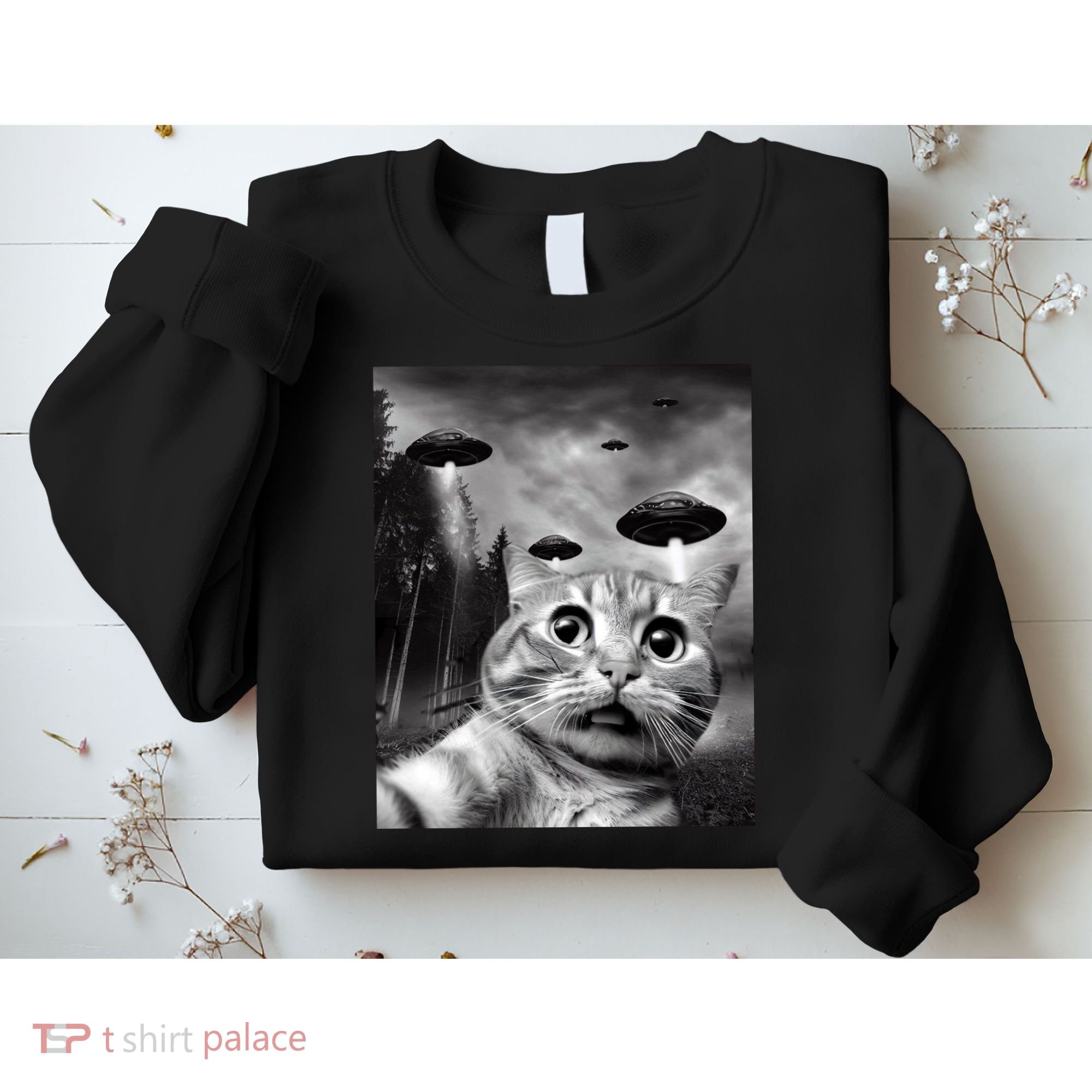 Alien UFO Funny Cat Selfie Sweatshirt