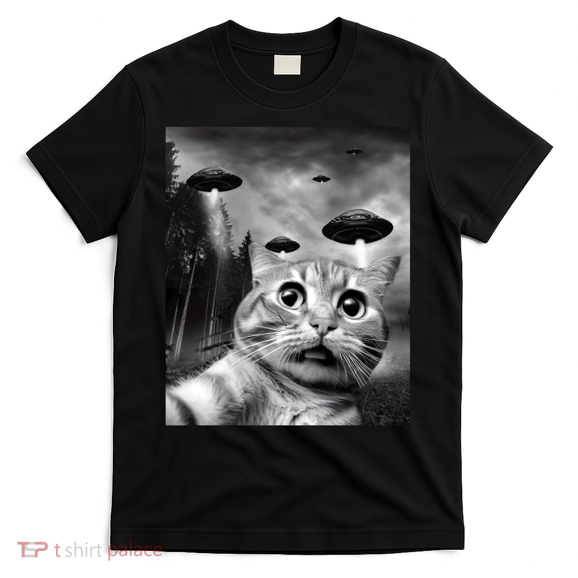 Alien UFO Funny Cat Selfie T-Shirt