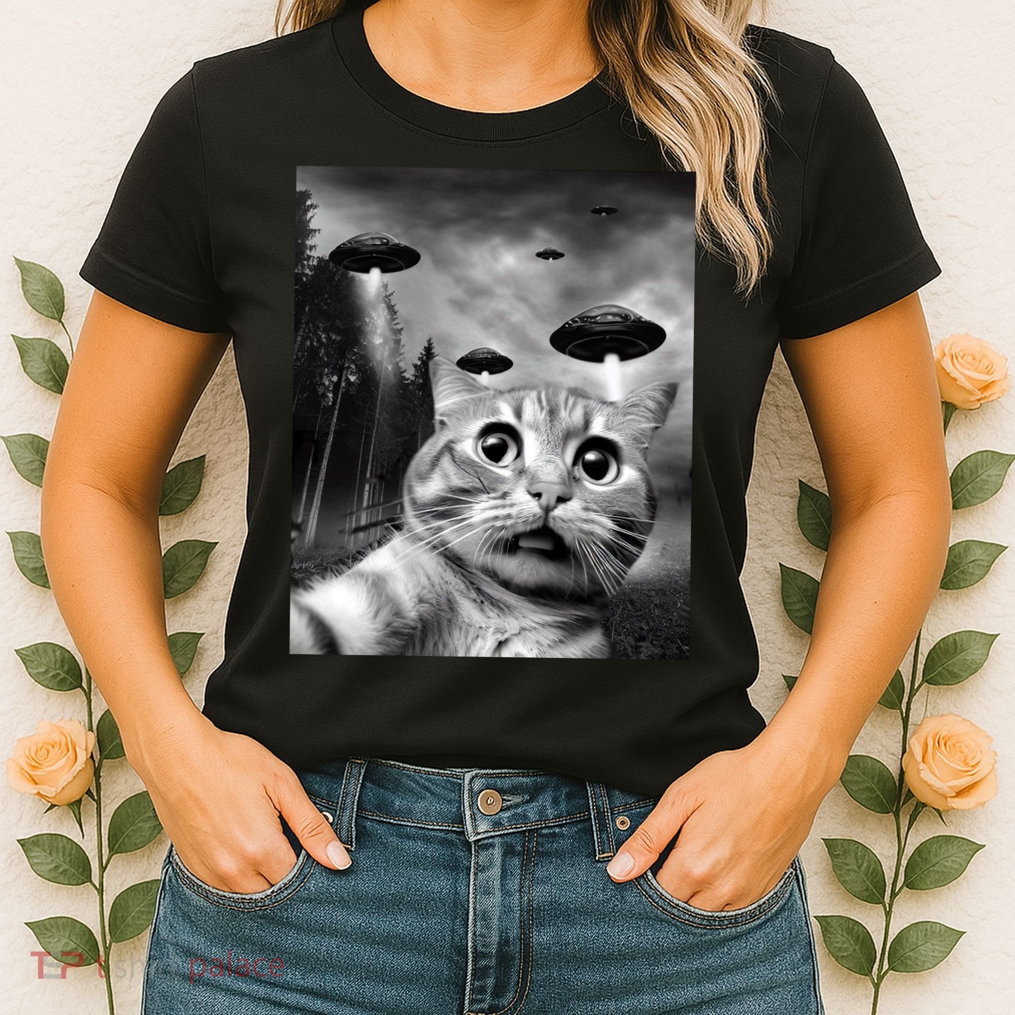 Alien UFO Funny Cat Selfie Women's T-Shirt