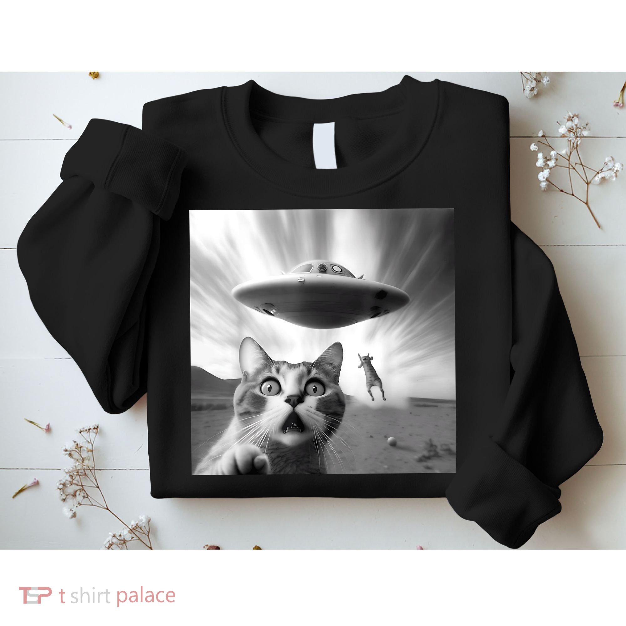 Alien UFO Funny Cat Selfie Sweatshirt