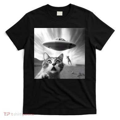 Alien UFO Funny Cat Selfie T-Shirt