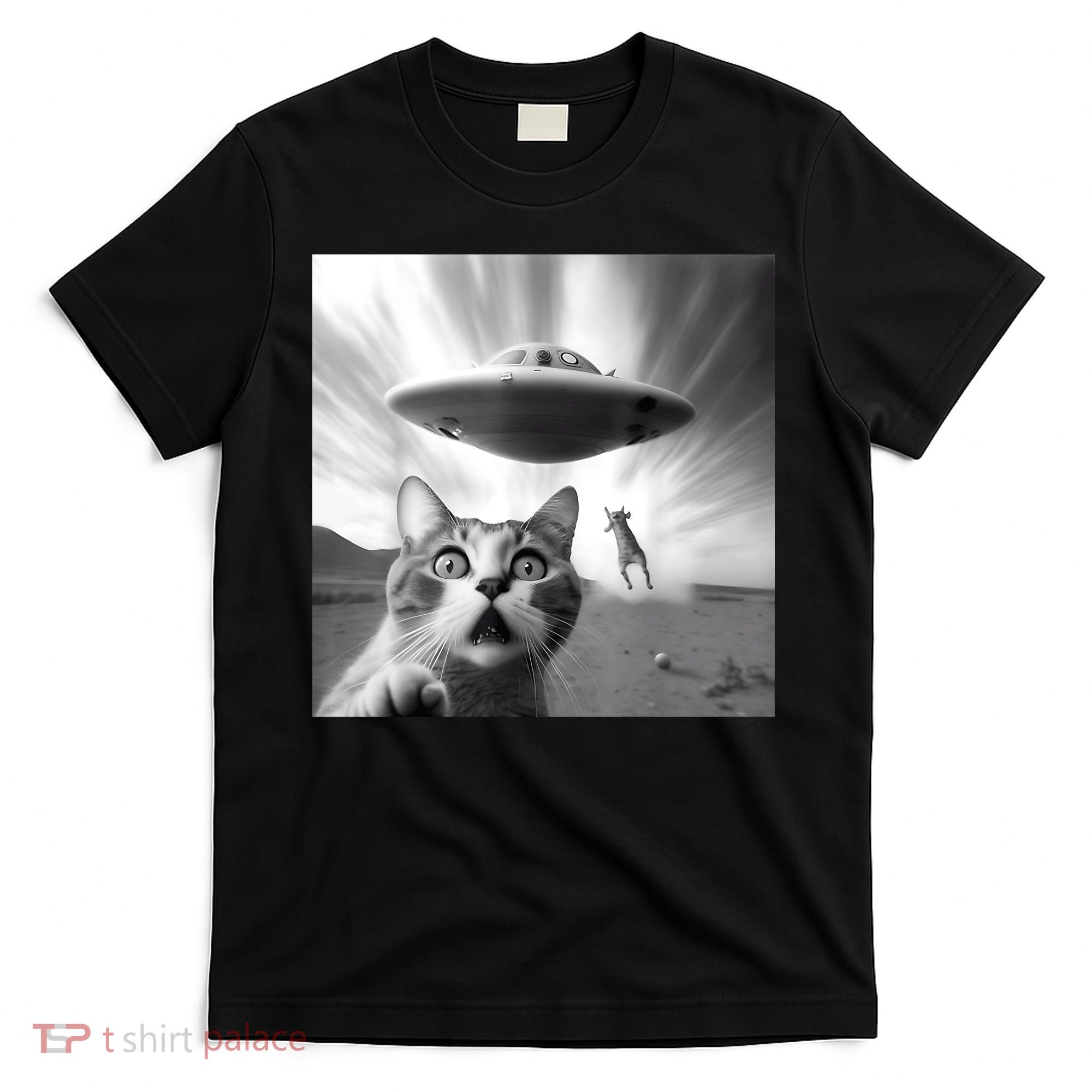 Alien UFO Funny Cat Selfie T-Shirt