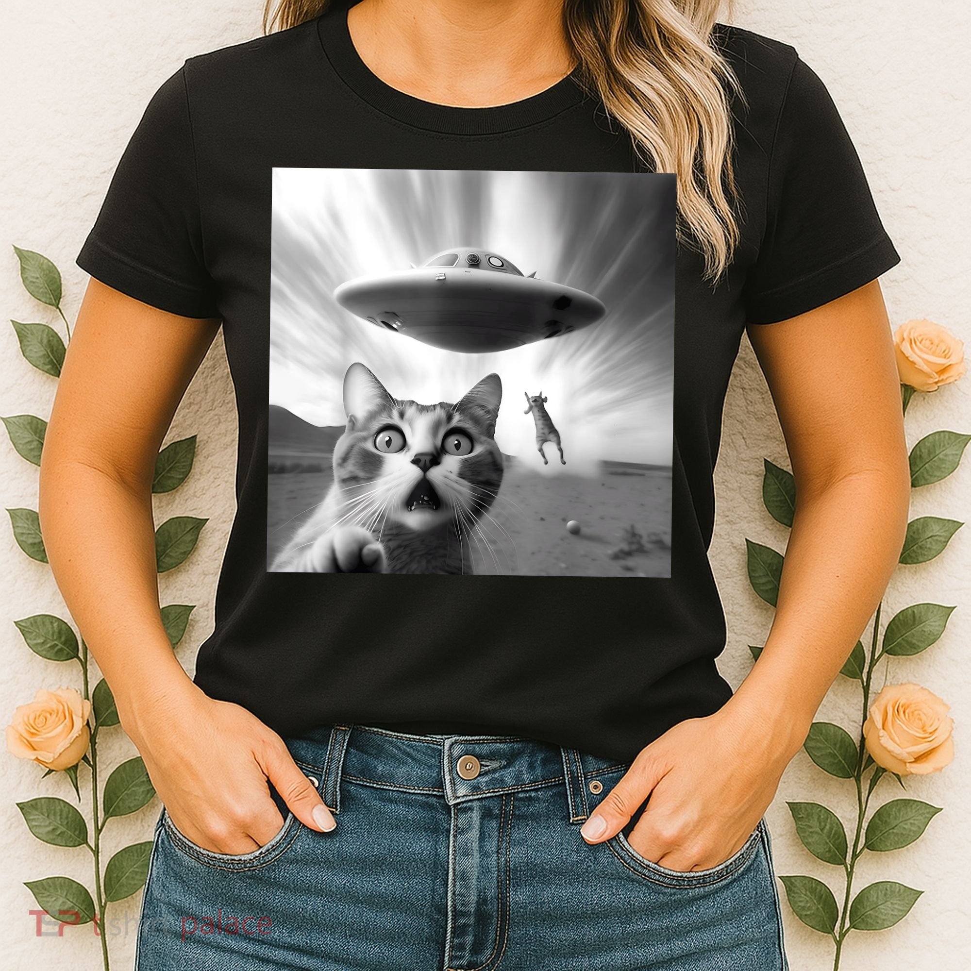 Alien UFO Funny Cat Selfie Women's T-Shirt