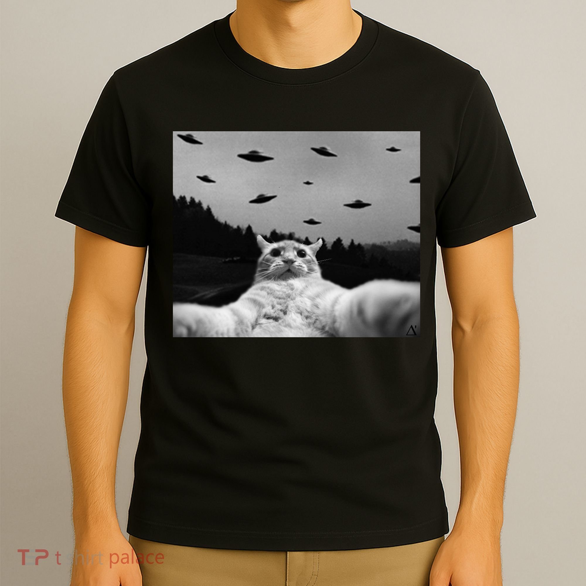 Alien UFO Funny Cat T-Shirt