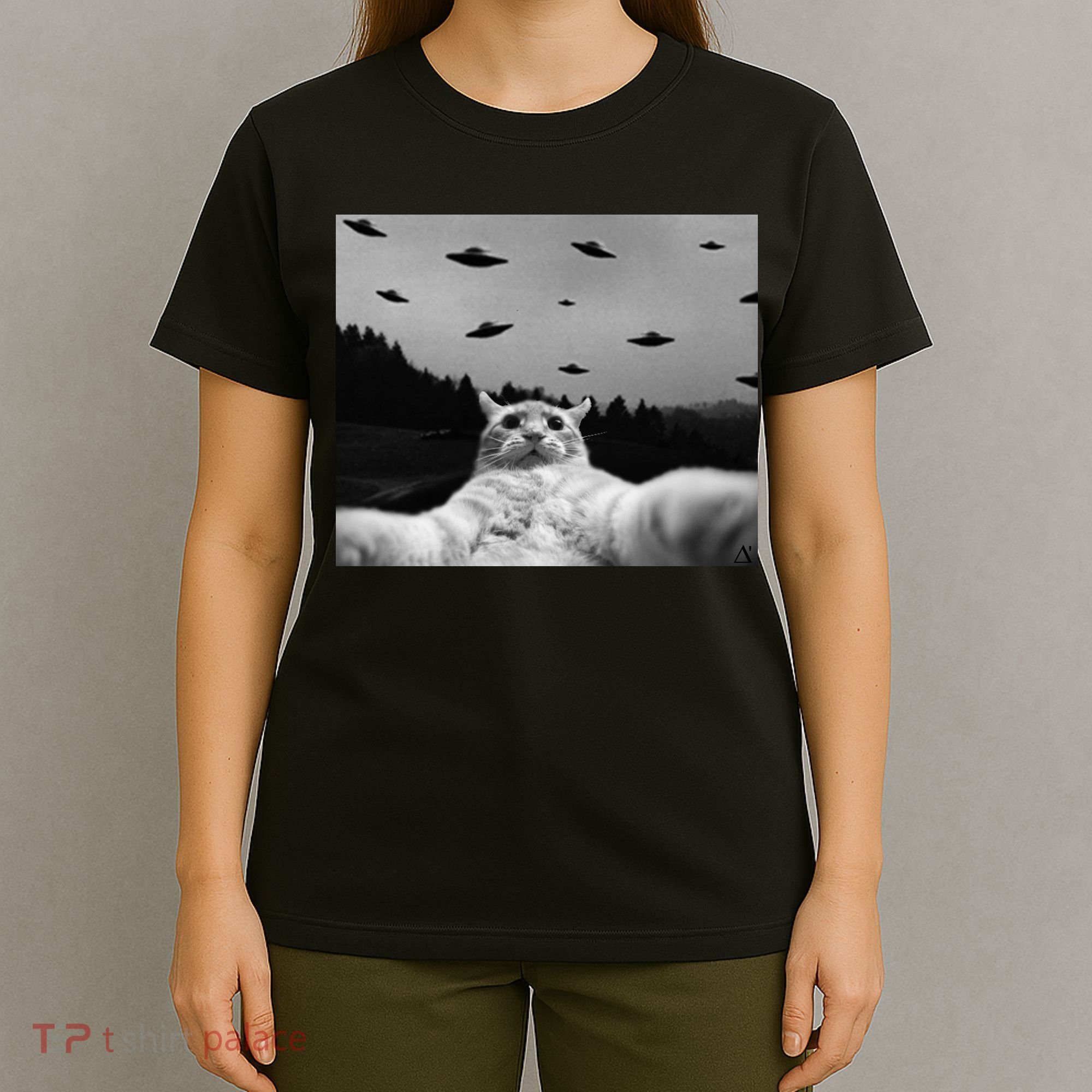 Alien UFO Funny Cat T-Shirt