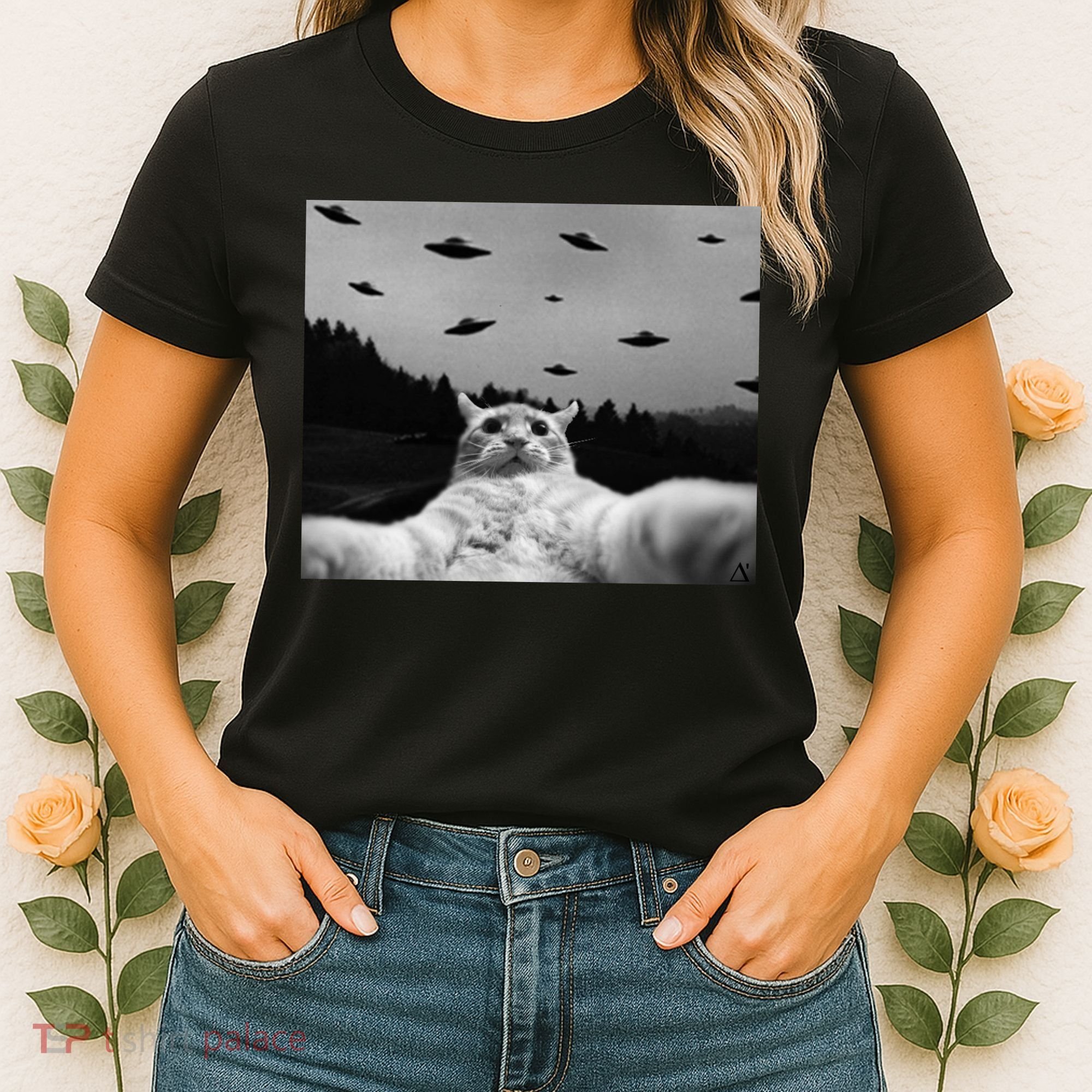 Alien UFO Funny Cat Women's T-Shirt