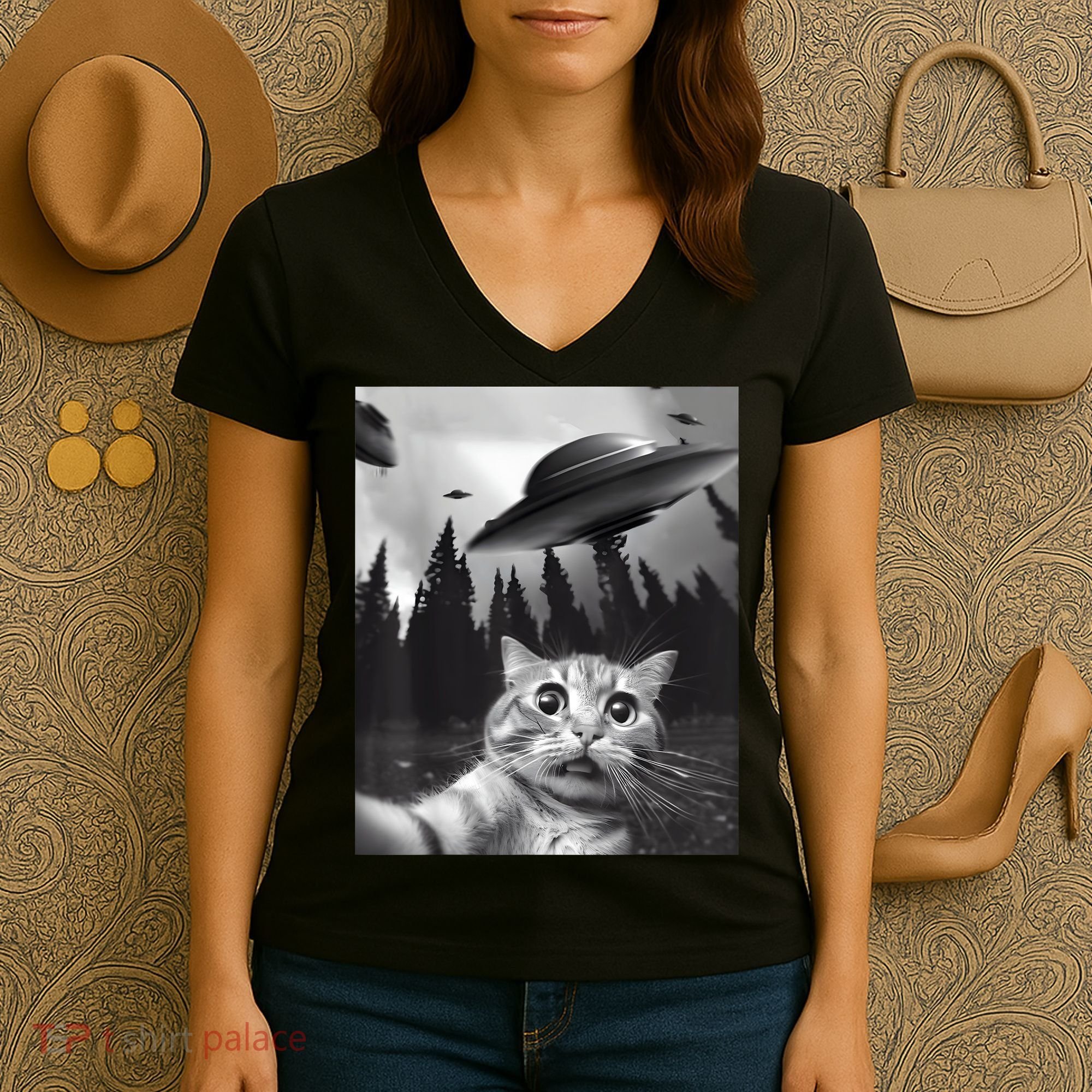 Alien UFO Funny Cat Selfie Women's V-Neck T-Shirt
