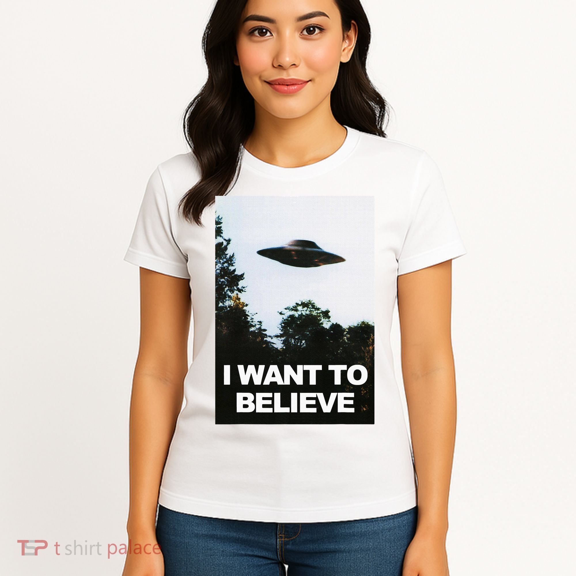 Alien Ufo Hunter I Want To Believe Women's T-Shirt