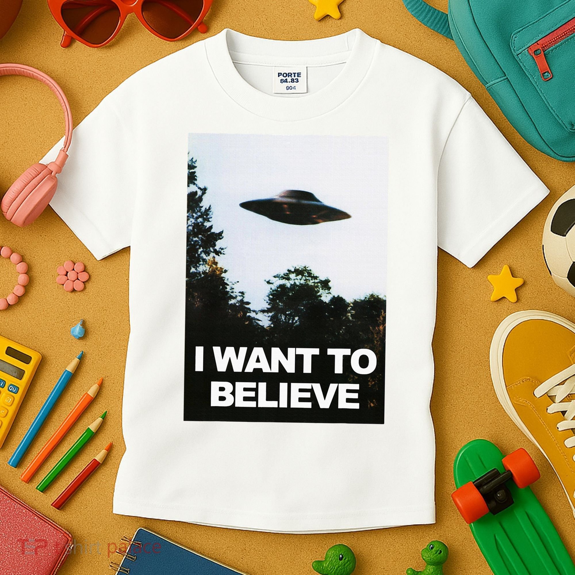 Alien Ufo Hunter I Want To Believe Kids T-Shirt
