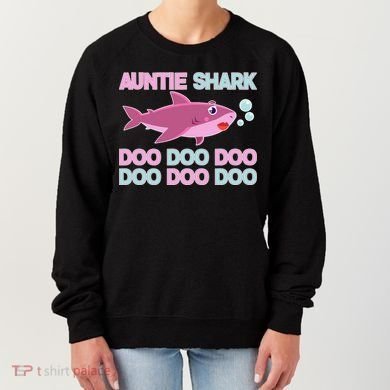 Auntie Shark Doo Doo Doo Women's Sweatshirt