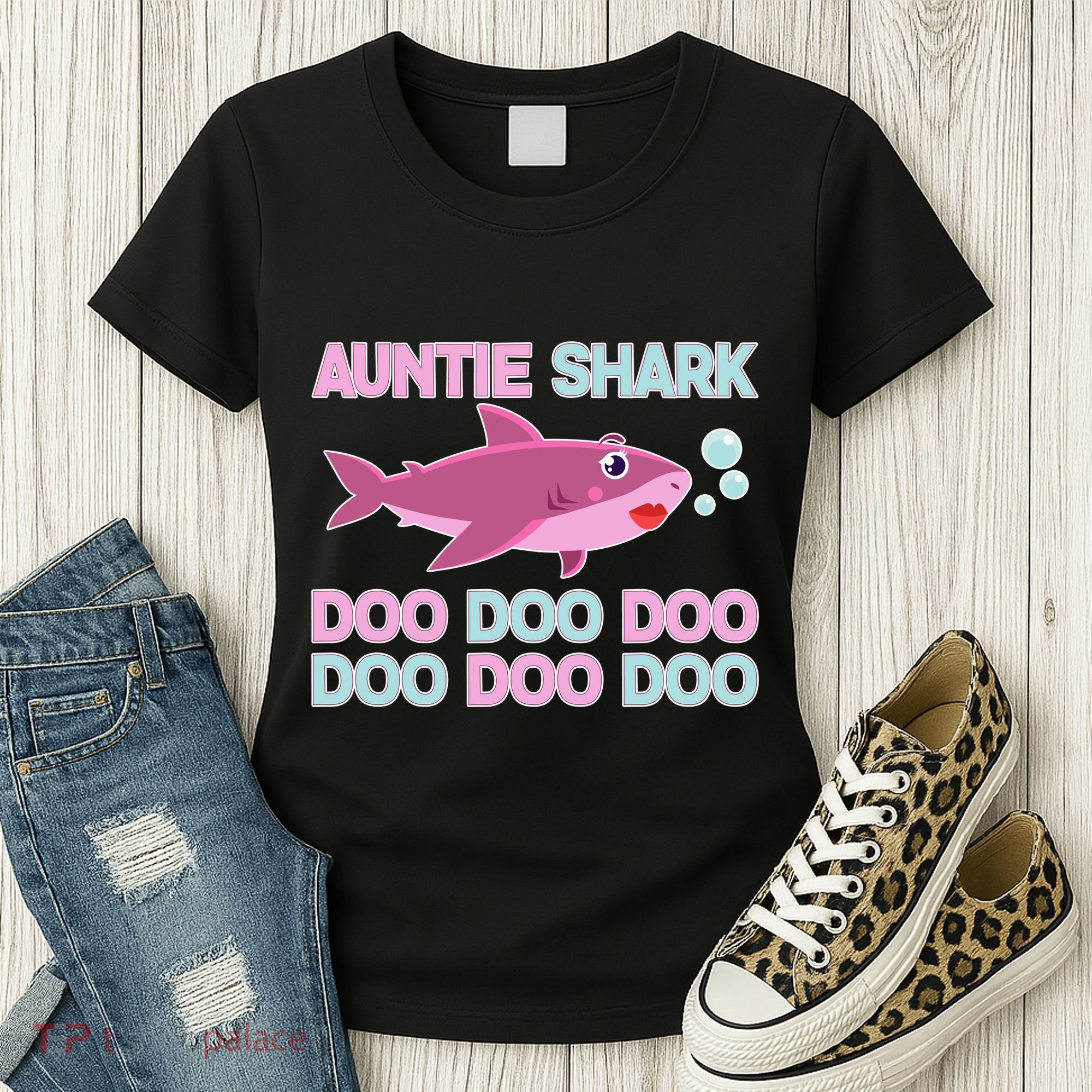 Auntie Shark Doo Doo Doo Women's T-Shirt