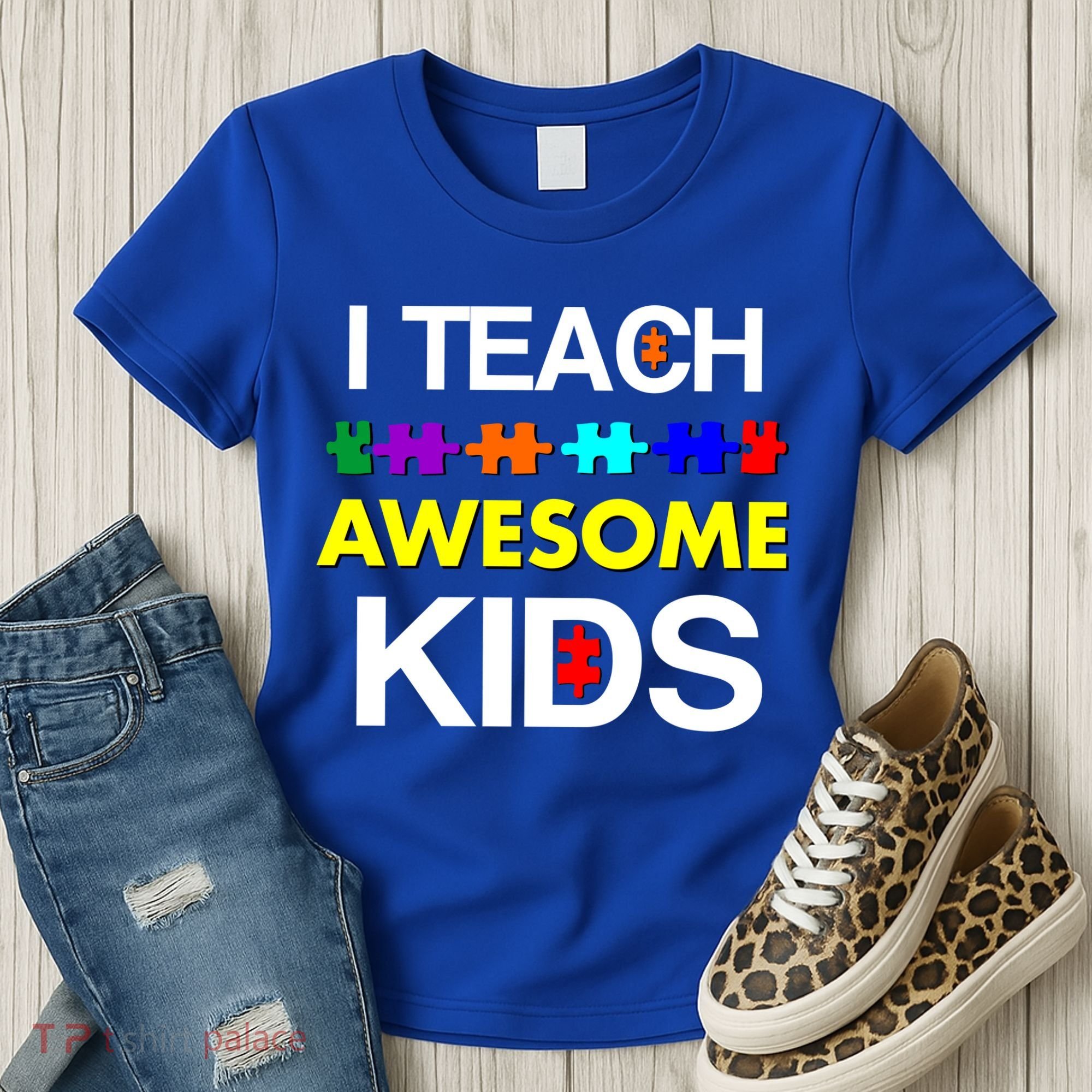 Autism Teacher I Teach Awesome Kids Women's T-Shirt