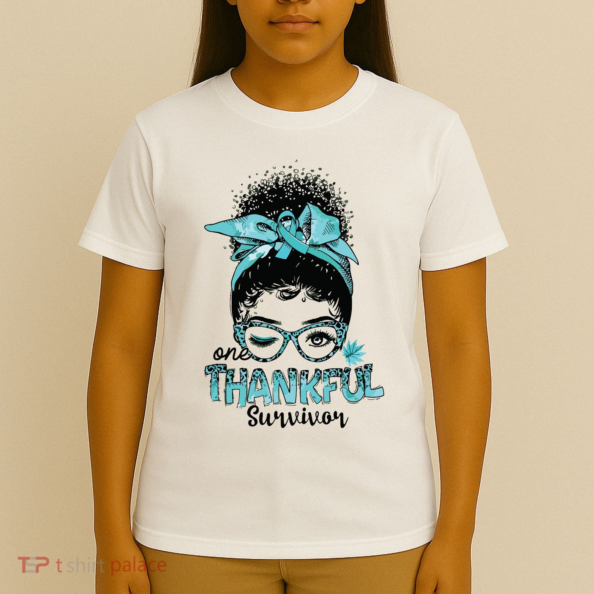 Afro Women Ovarian Cancer Awareness One Thankful Survivor T-Shirt