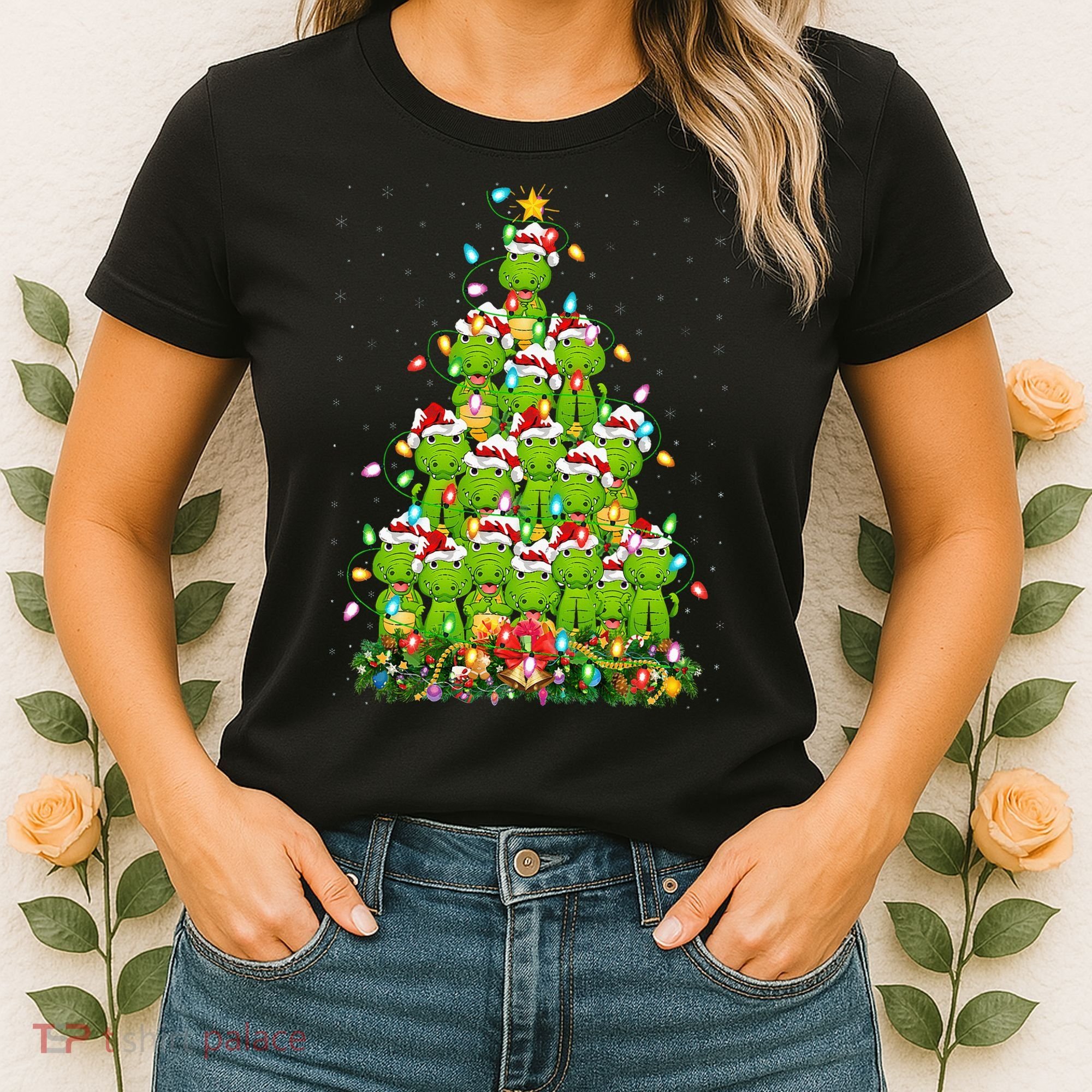 Alligator Xmas Tree Lighting Santa Alligator Christmas Women's T-Shirt