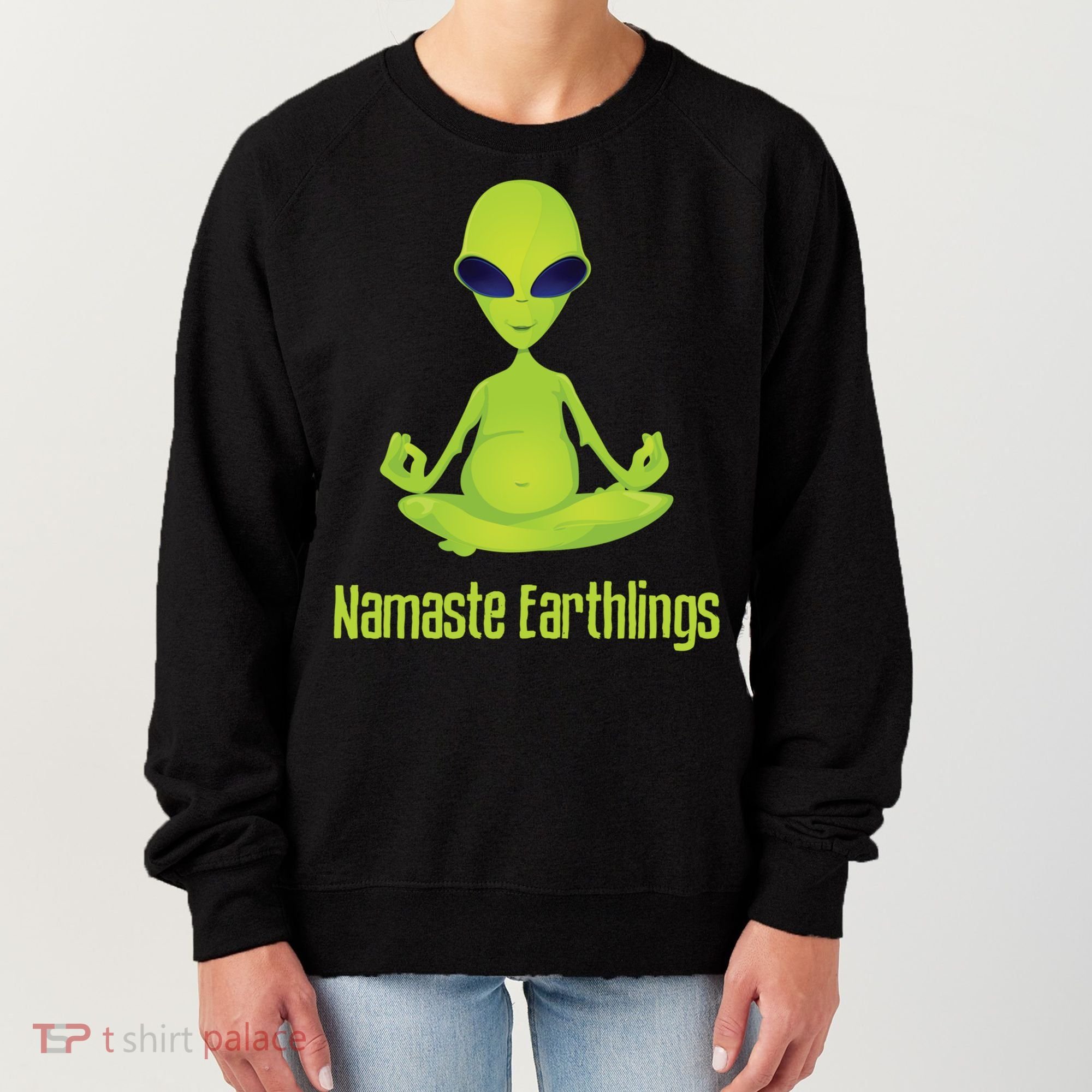 Alien Yoga Meditation Namaste Gift Women's Sweatshirt