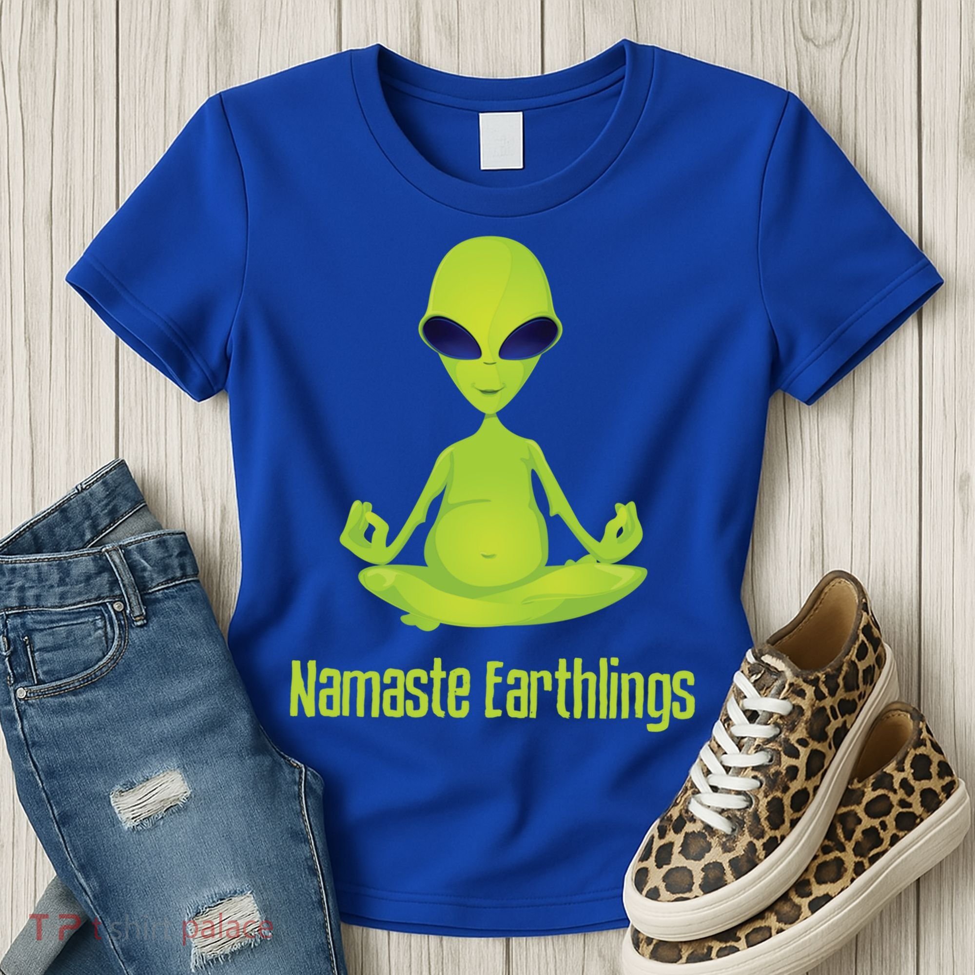 Alien Yoga Meditation Namaste Gift Women's T-Shirt