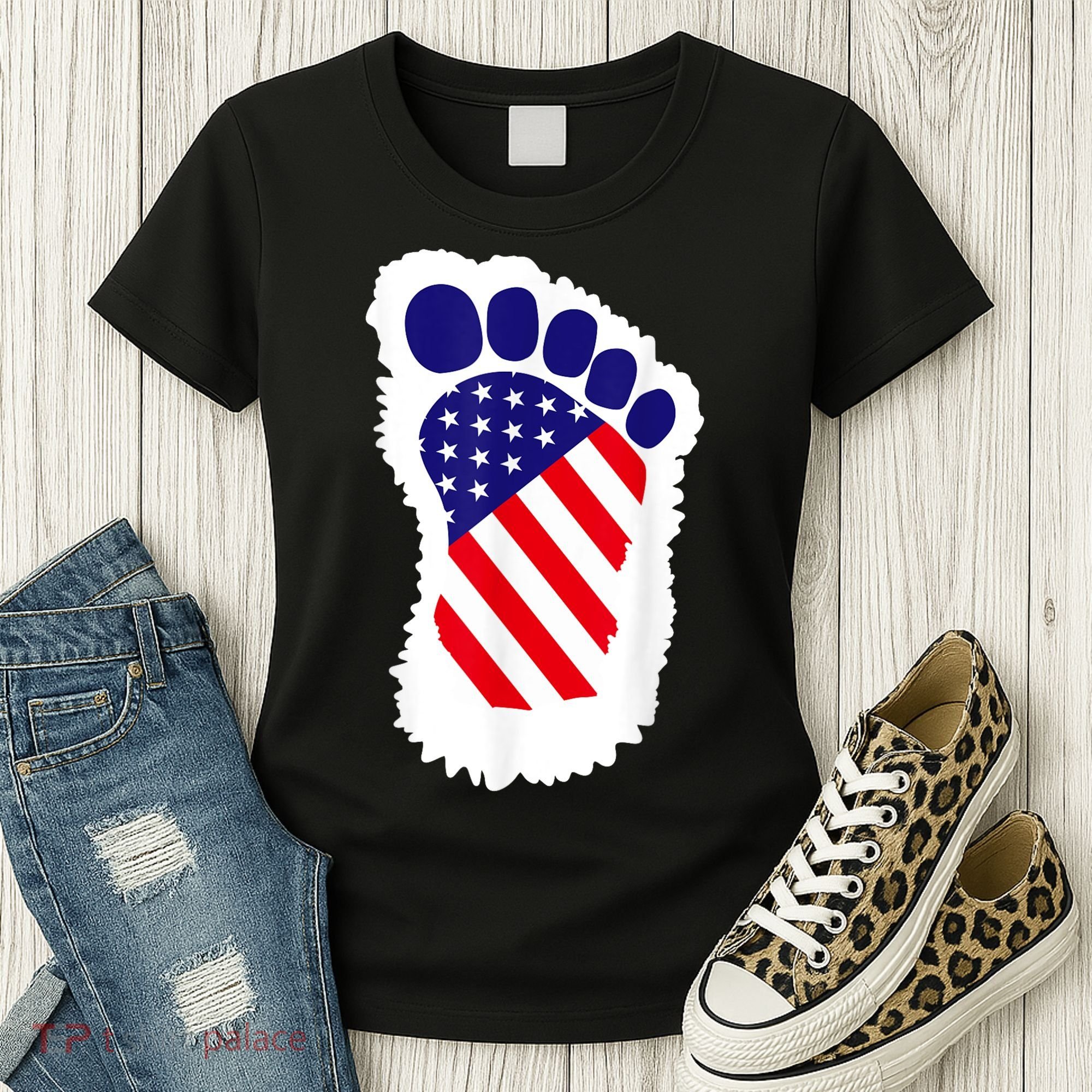 Bigfoot 4th Of July Bigfoot American Flag Women's T-Shirt
