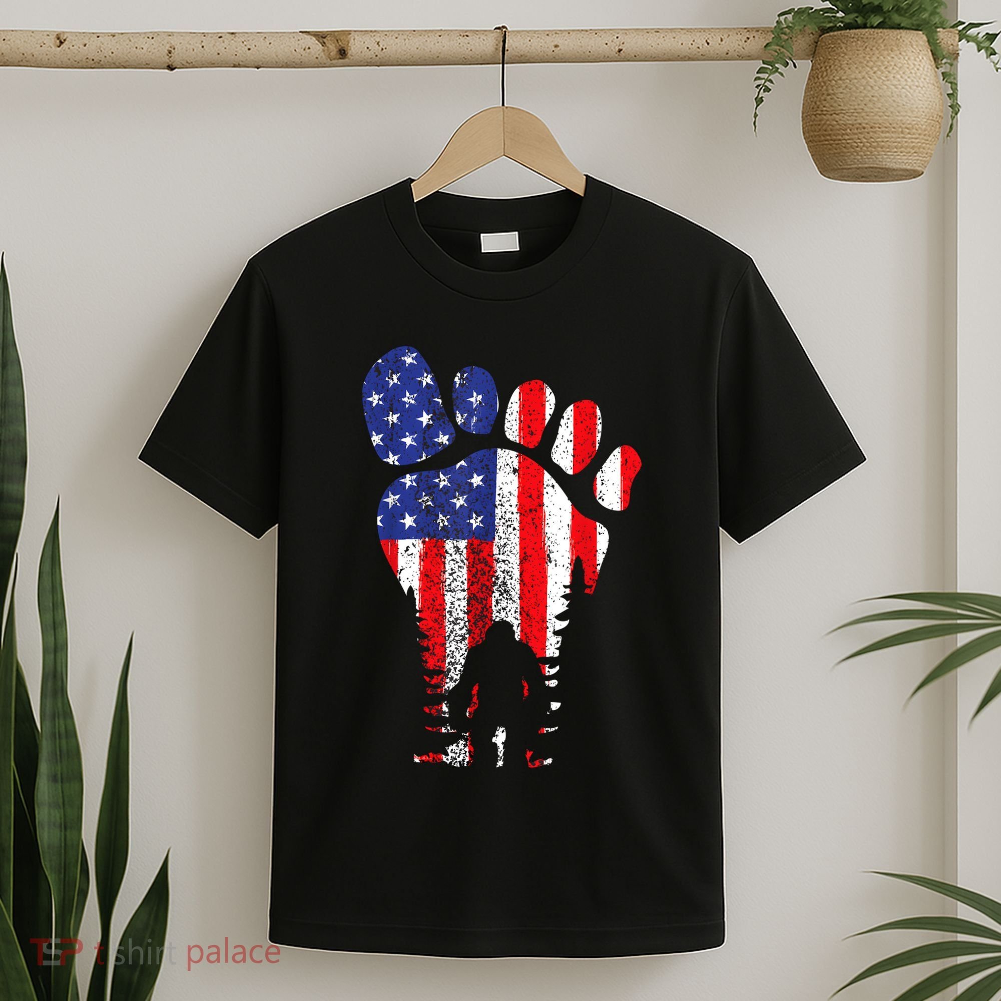 Bigfoot 4th Of July Sasquatch American Flag Patriotic T-Shirt