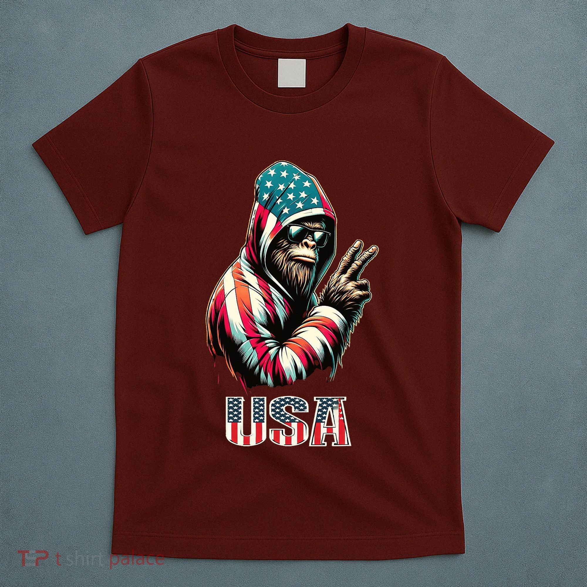 Bigfoot 4th Of July Usa Patriotic Sasquatch T-Shirt