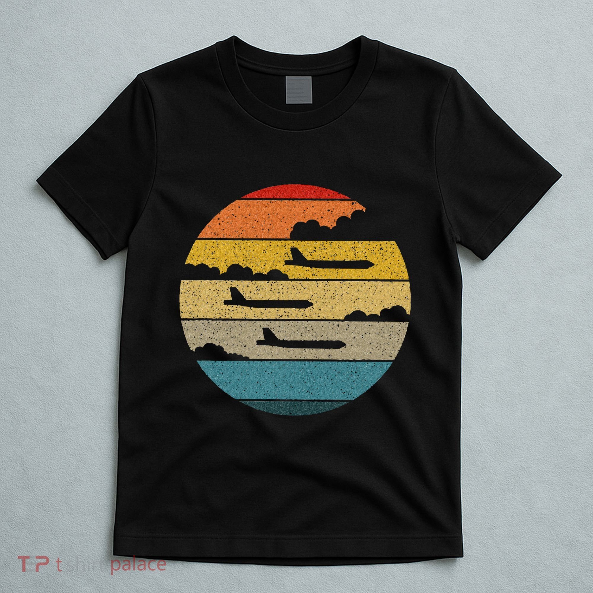 B 52 Stratofortress Silhouette Retro Sunset Airplane B52 T-Shirt