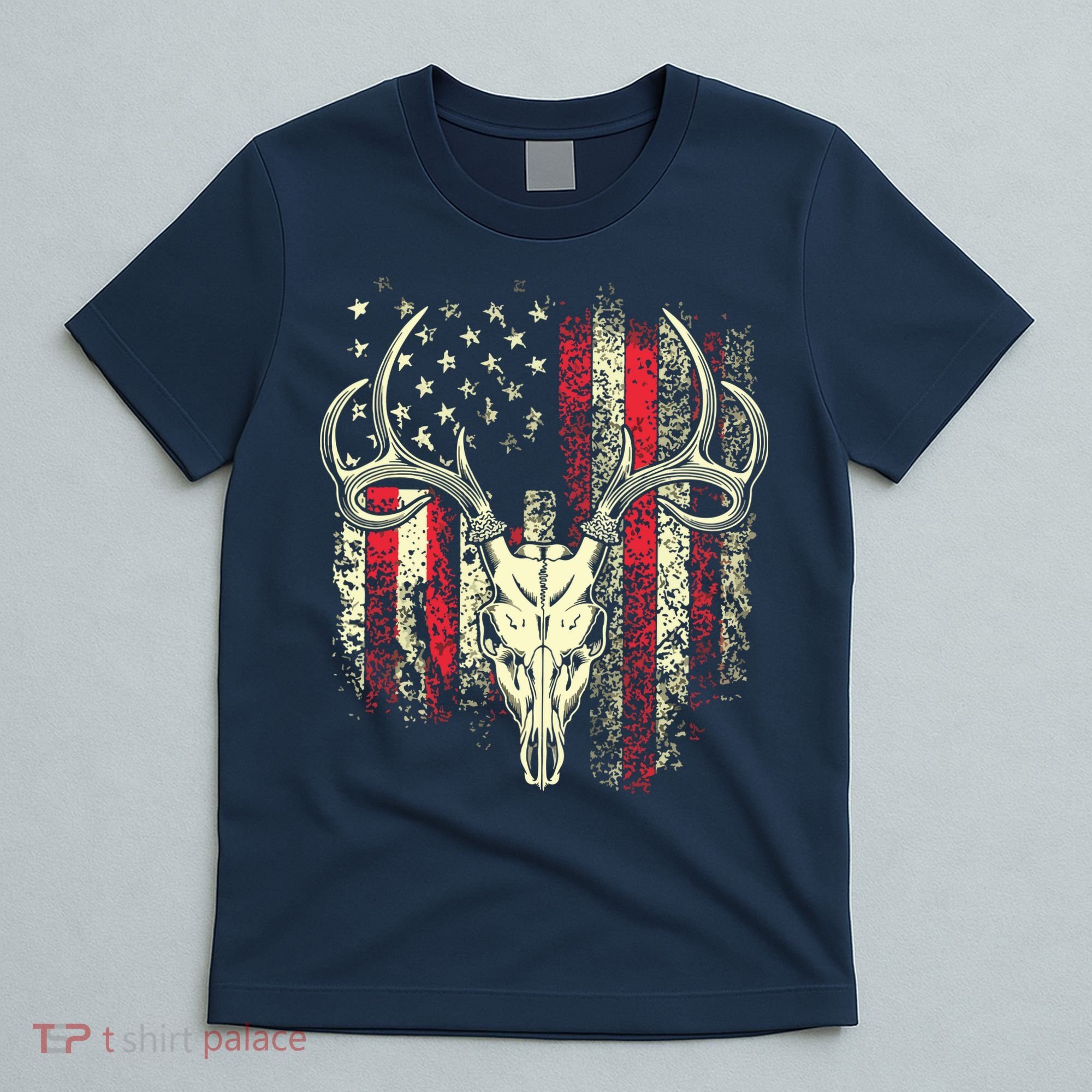 Bucks Antlers And Skull On An American Flag Deer Hunters T-Shirt