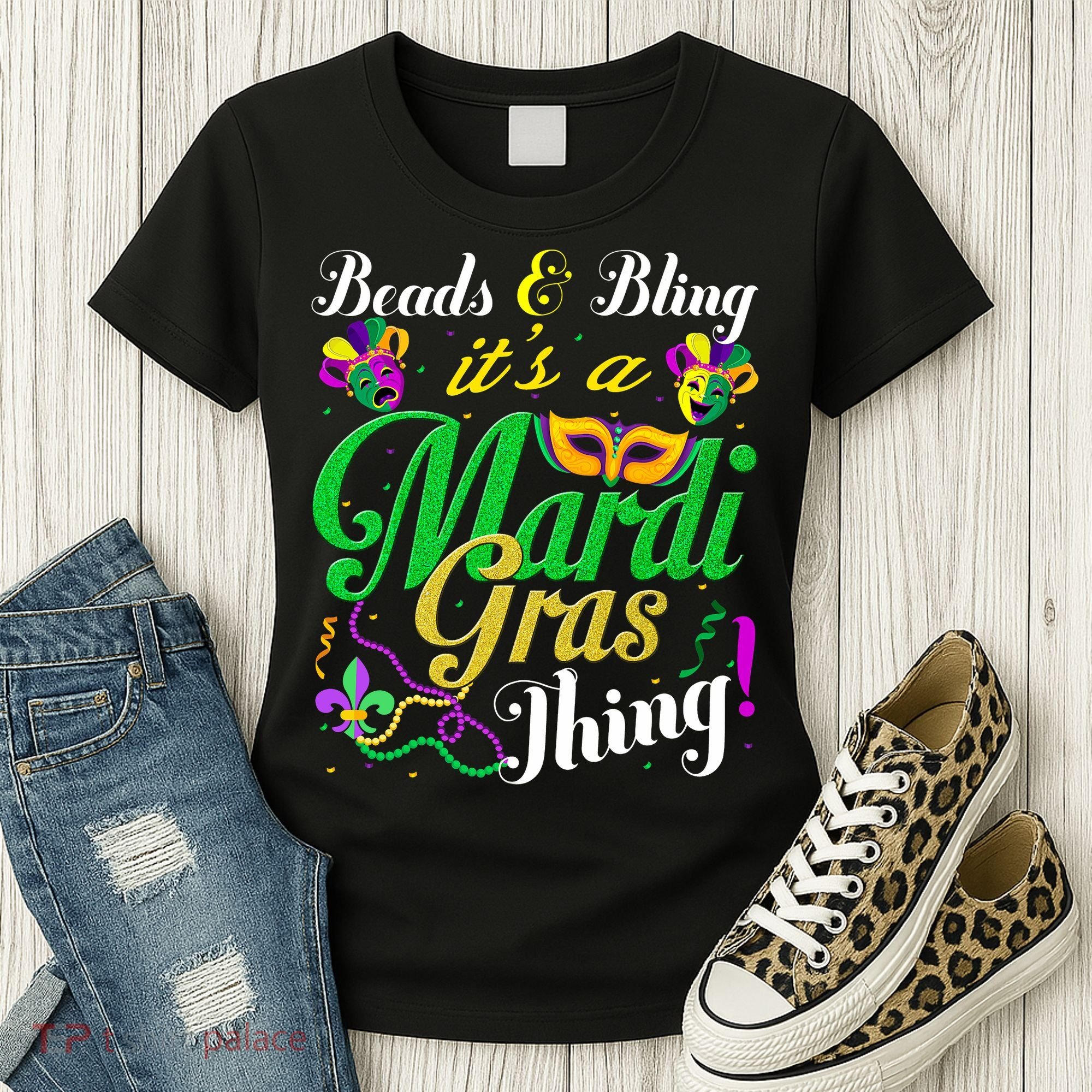 Beads And Bling ItS A Mardi Gras Thing Carnival Costume Women's T-Shirt