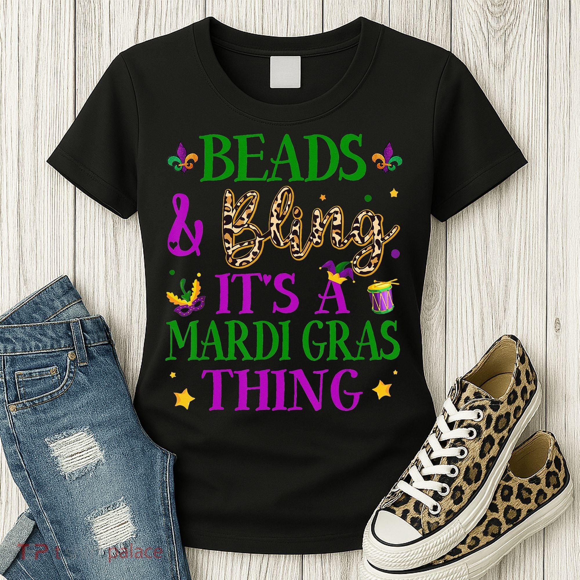Beads And Bling It's A Mardi Gras Thing Beads And Bling Women's T-Shirt