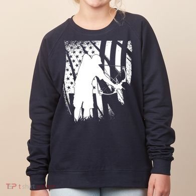 Bowfishing Americana Women's Sweatshirt