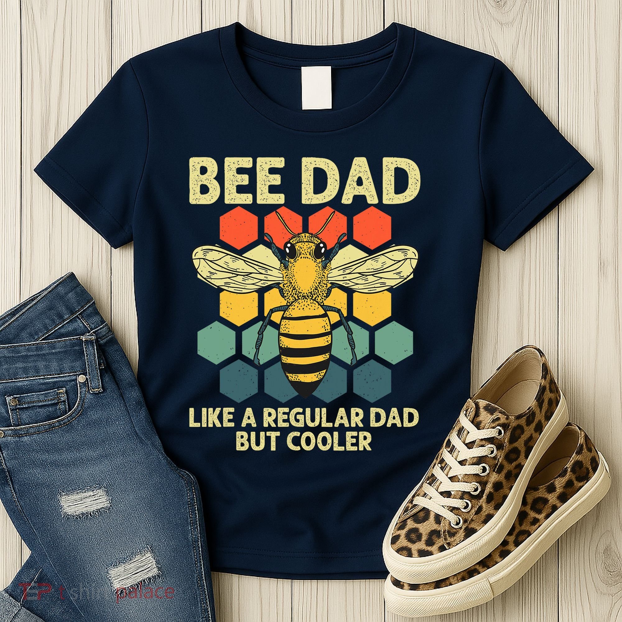 Bee Art Dad Honey Bee Keeper Bumblebee Beekeeper Women's T-Shirt