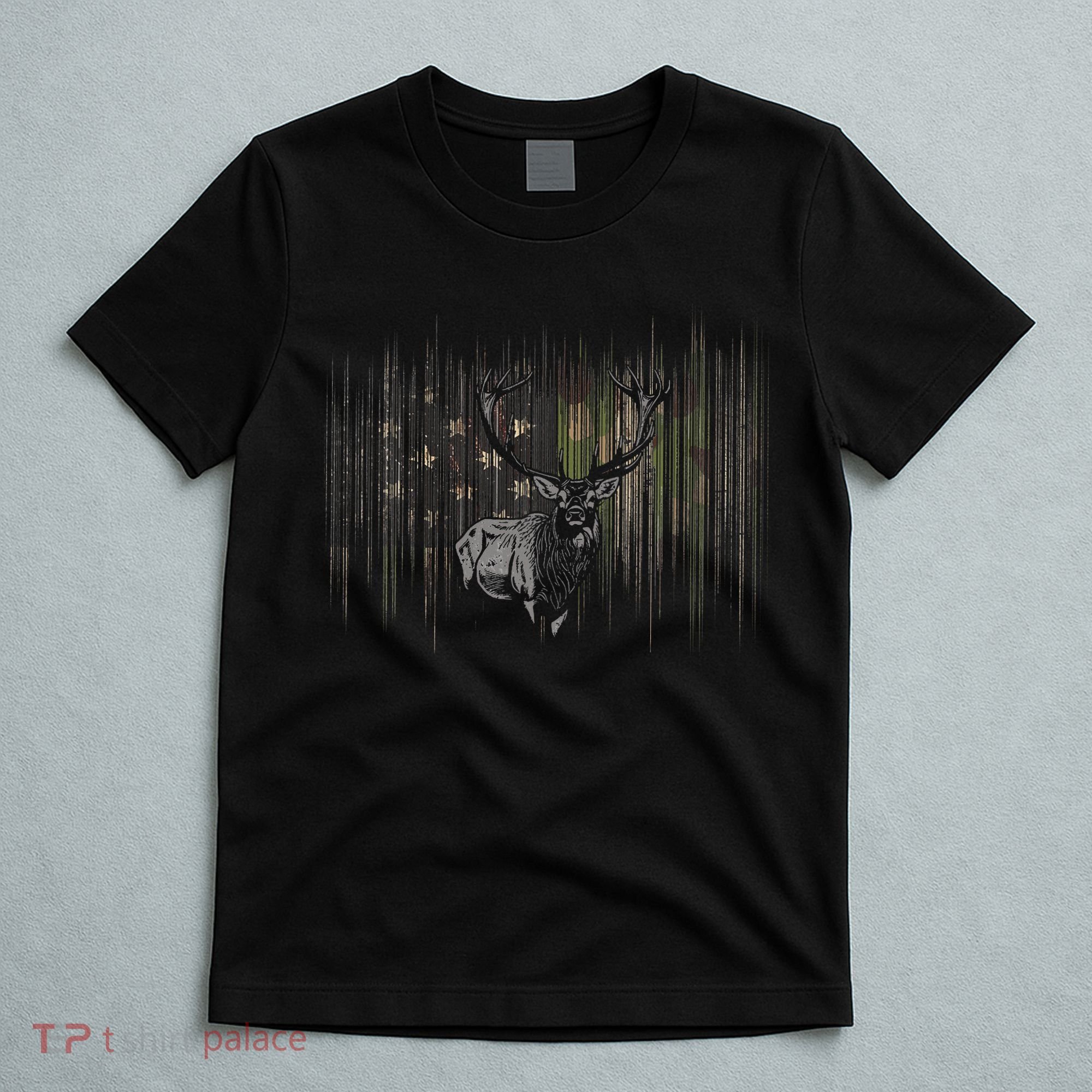 Basbo American Flag Camouflage Outdoor Antlers Elk Deer  T-Shirt
